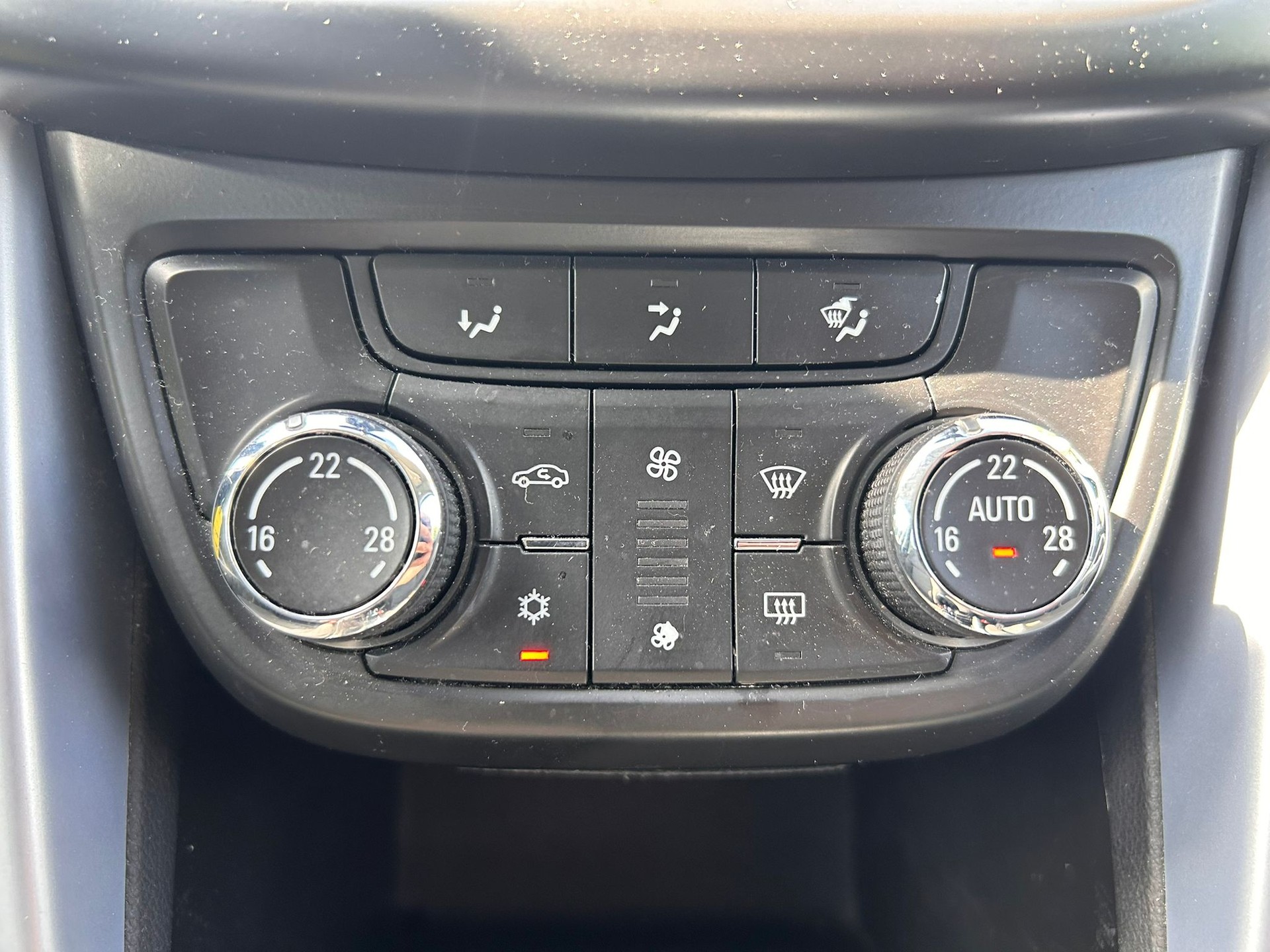OPEL Zafira Tourer 1.6 CDTi Drive-image-26
