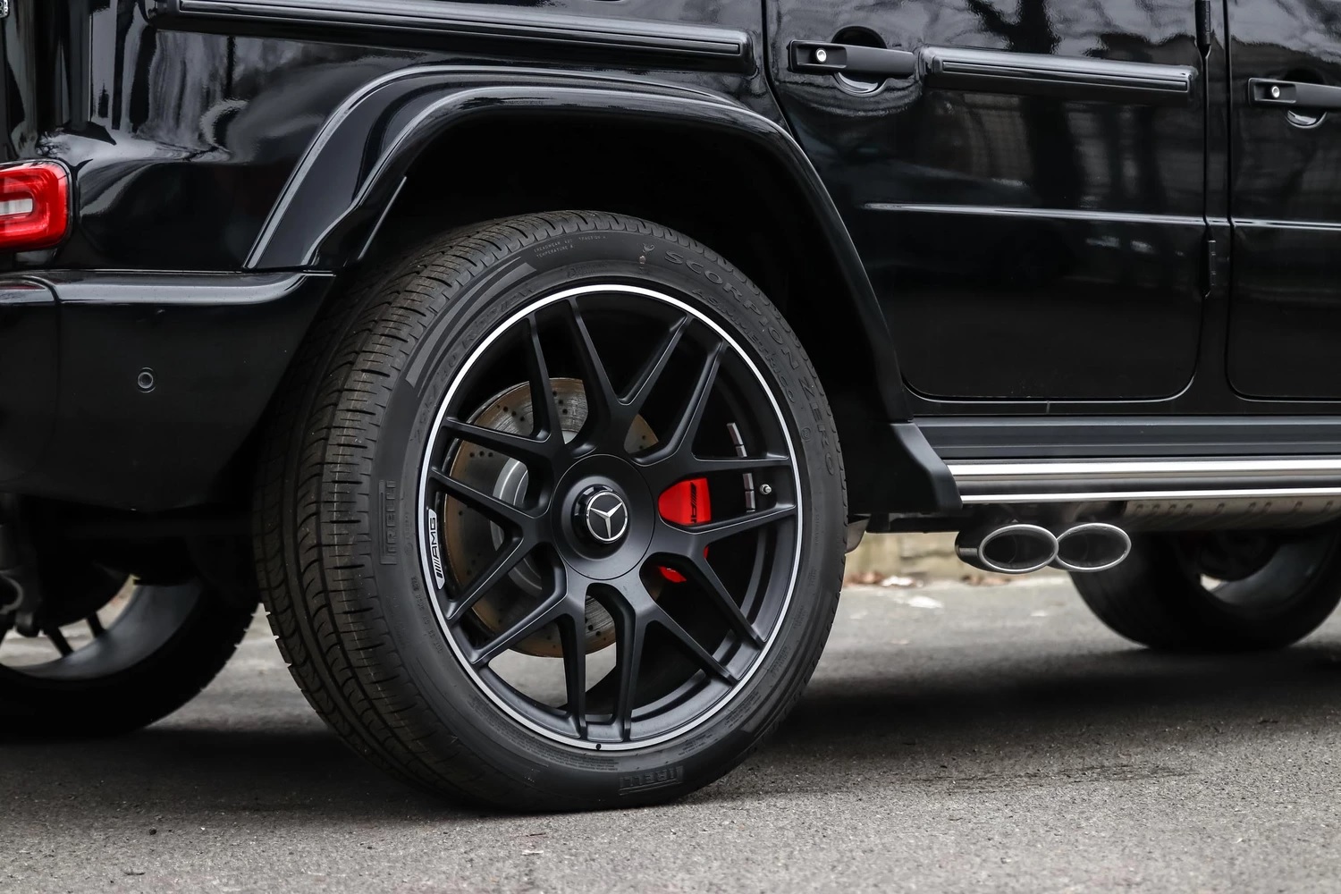 MERCEDES-BENZ G 63 AMG Speedshift Plus G-Tronic-showroom-element-3
