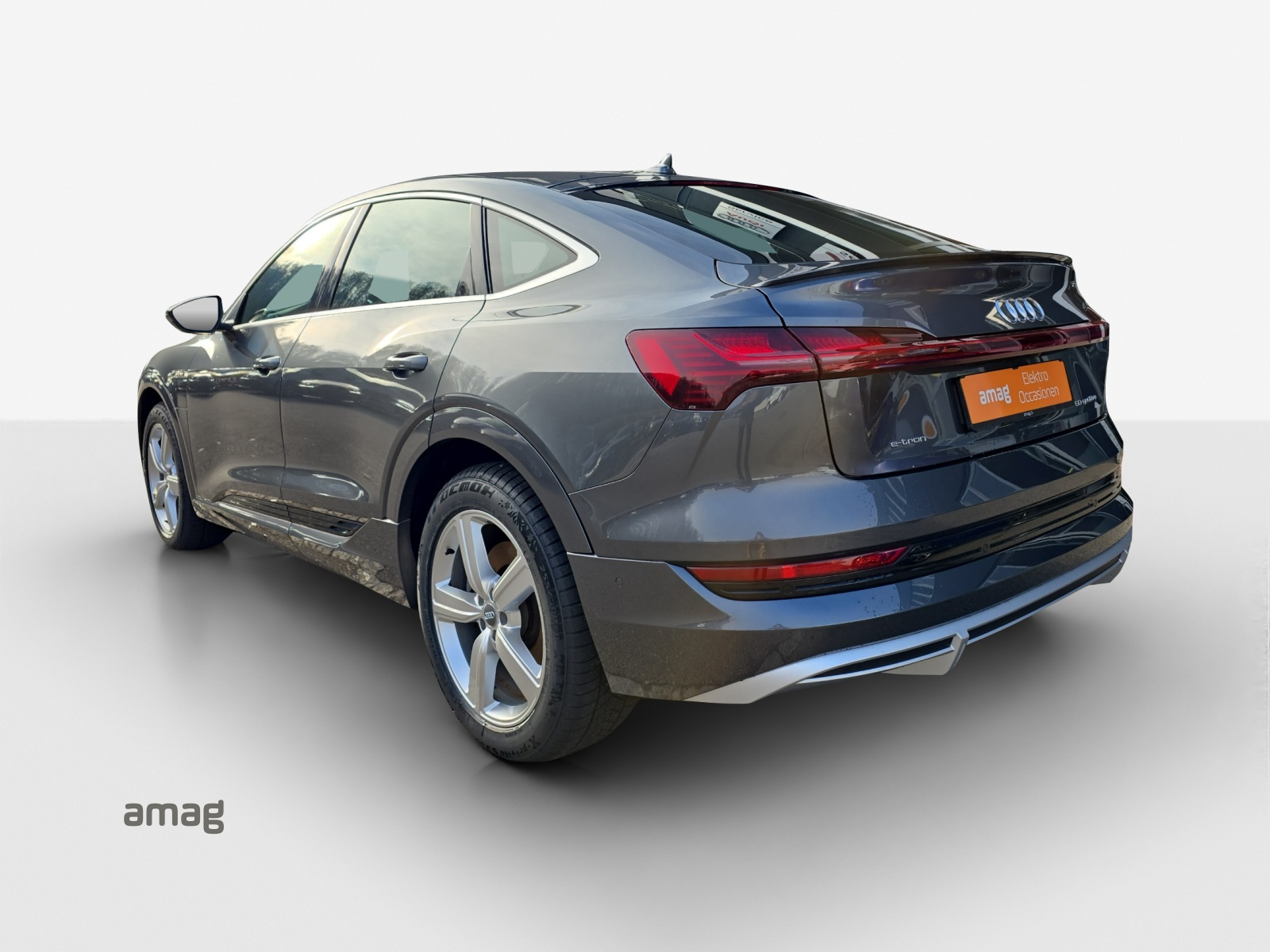 AUDI e-tron 50 Sportback S Line quattro-image-4