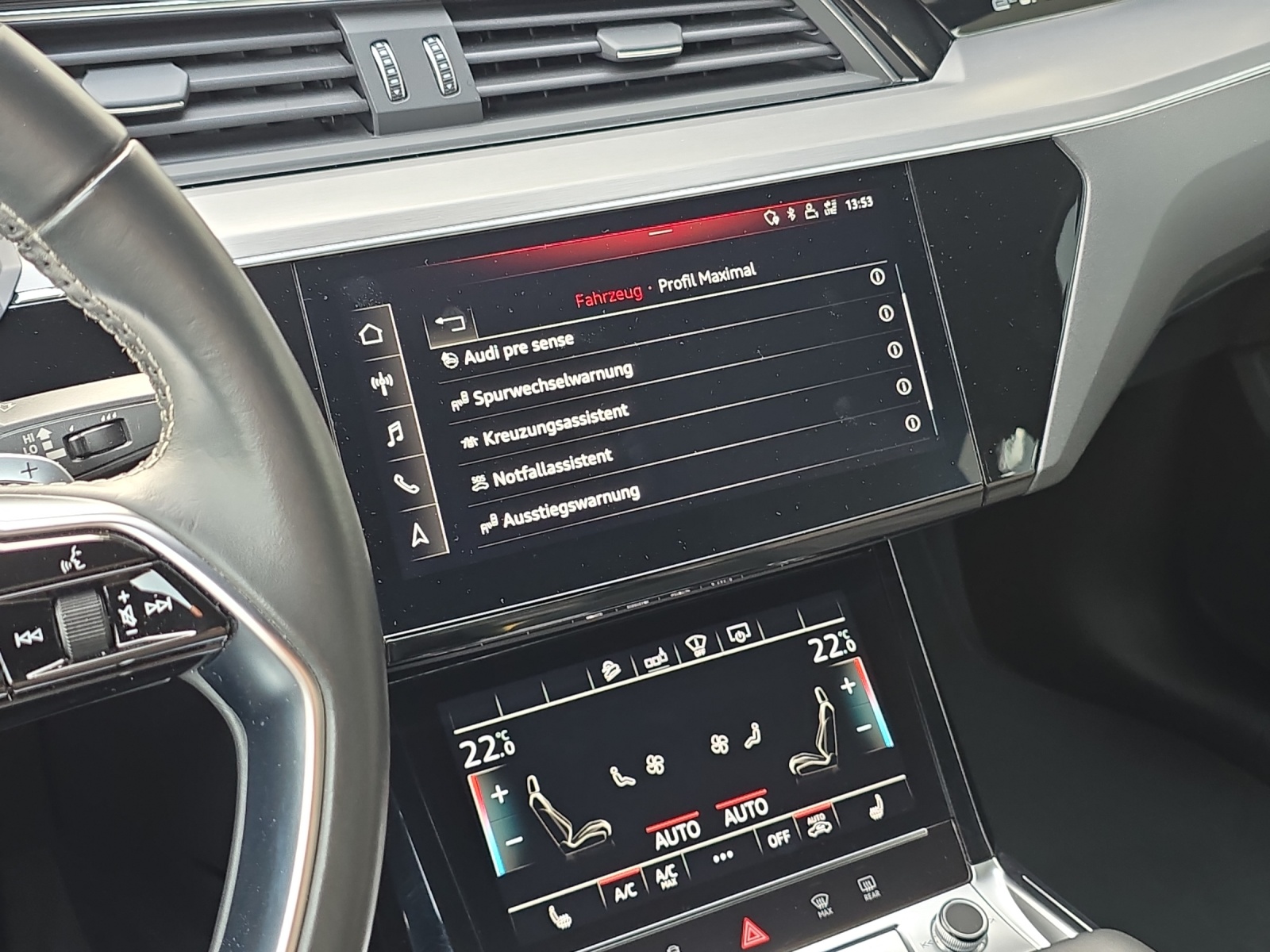 AUDI e-tron 50 Sportback S Line quattro-image-15