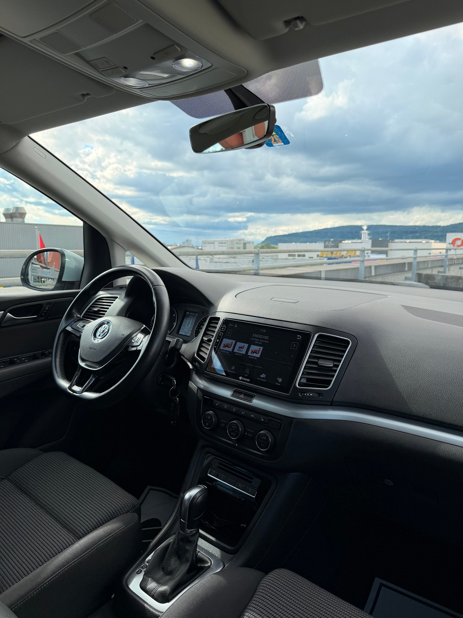 VW Sharan 2.0 TDI BMT Highline DSG 7Plätzer-image-9