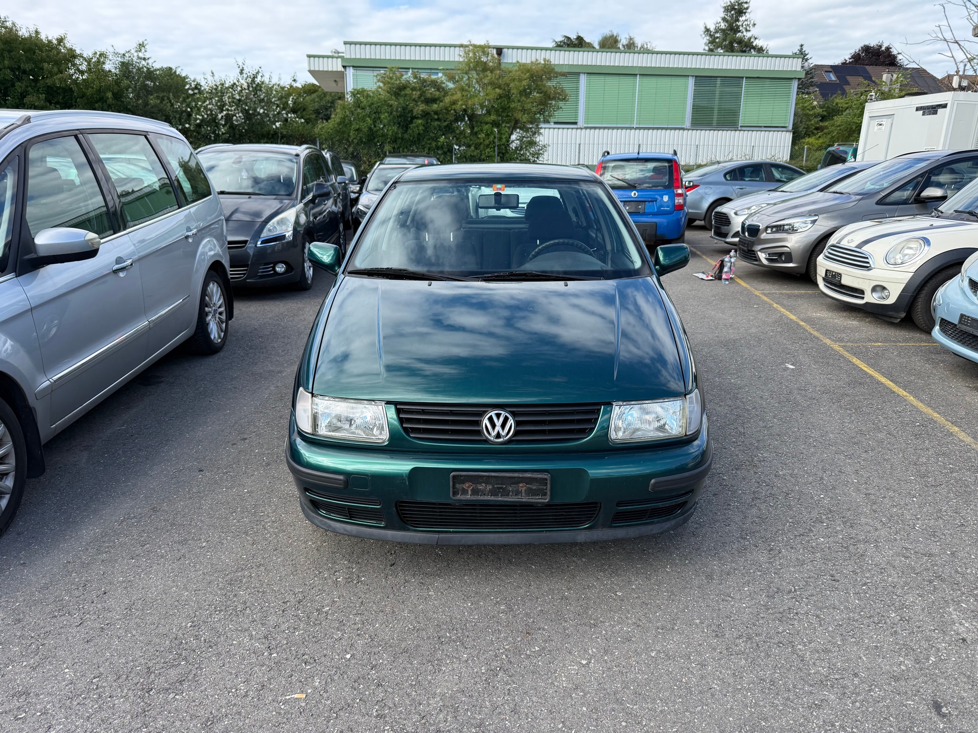 VW Polo 75 Swiss Special-image-0