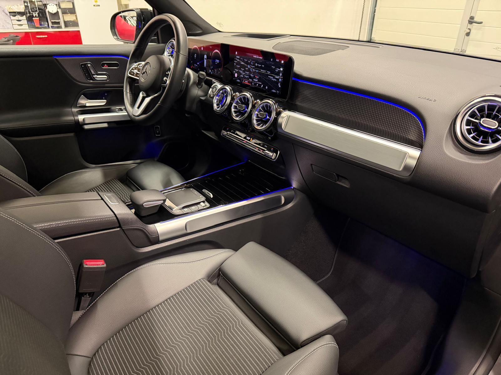 MERCEDES-BENZ GLB 220 d Progressive 4matic-image-8