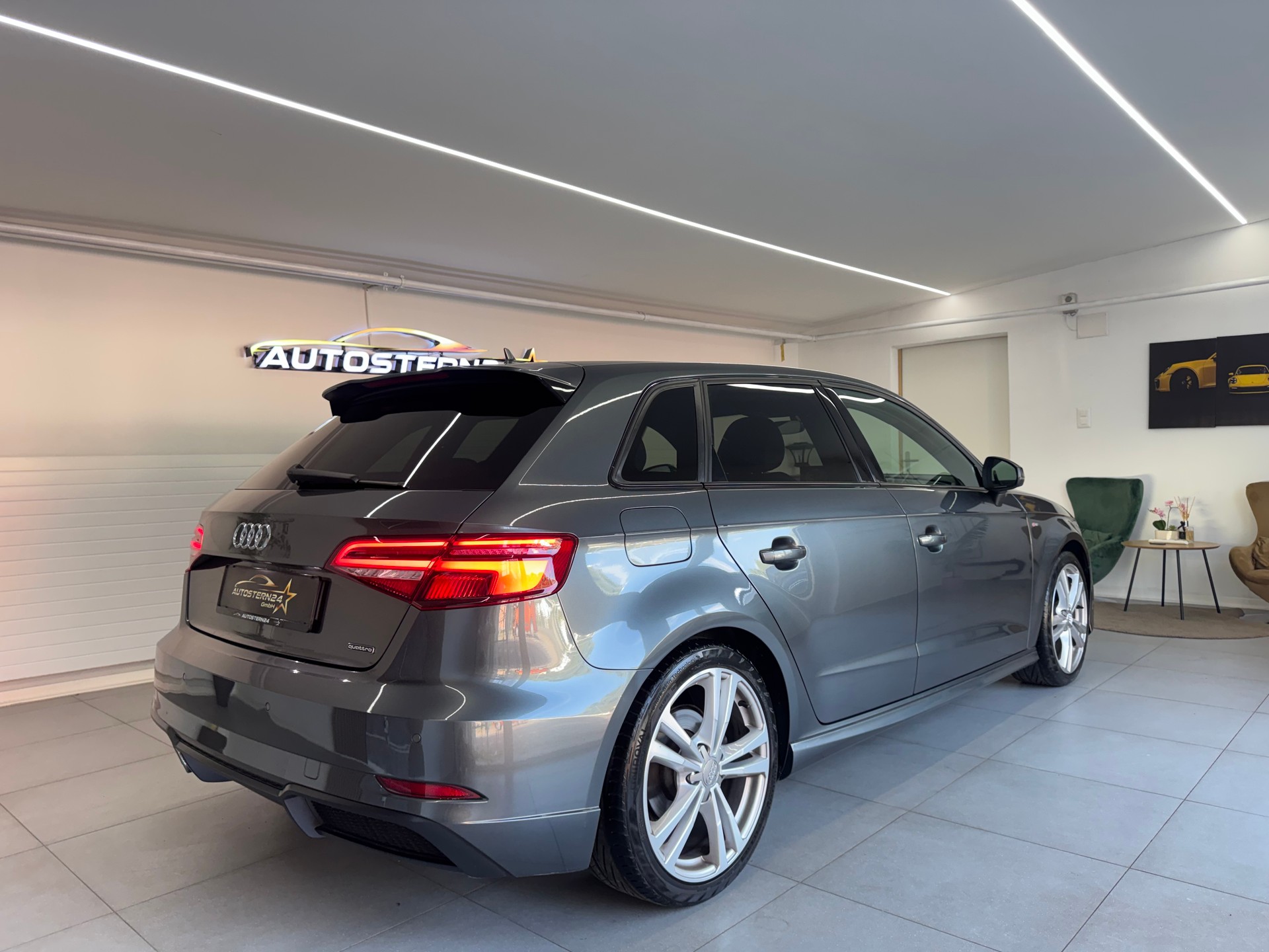 AUDI A3 *Sport*S line* 2.0 TFSI quattro S-tronic*CH-Fahrzeug*Frisch MFK*-image-4