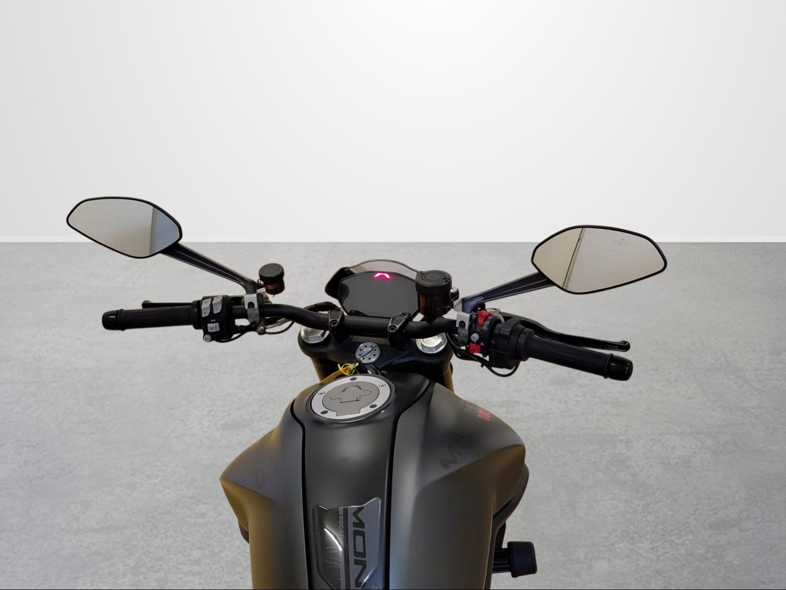 DUCATI Monster + 937-image-6