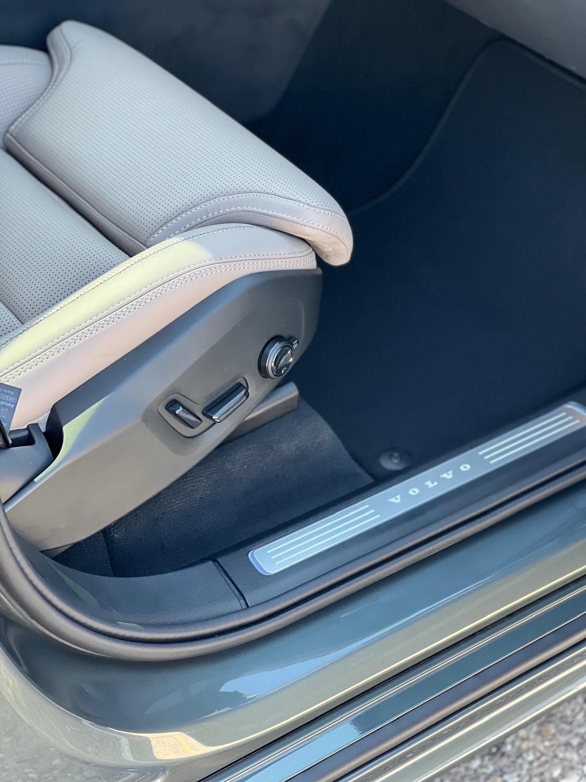 VOLVO XC90 2.0 T8 TE XCLUSIVE Edition Bright eAWD-image-16