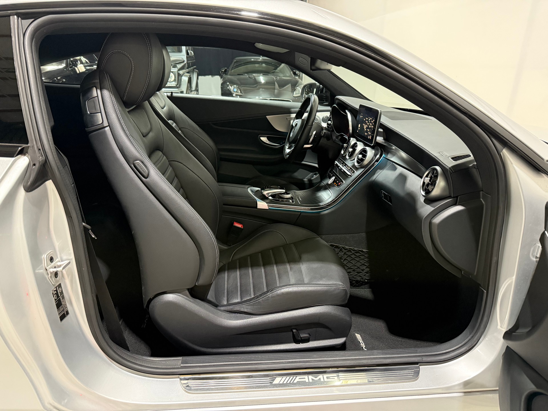 MERCEDES-BENZ C 43 AMG 4Matic 9G-tronic CH Fahrzeug-image-13