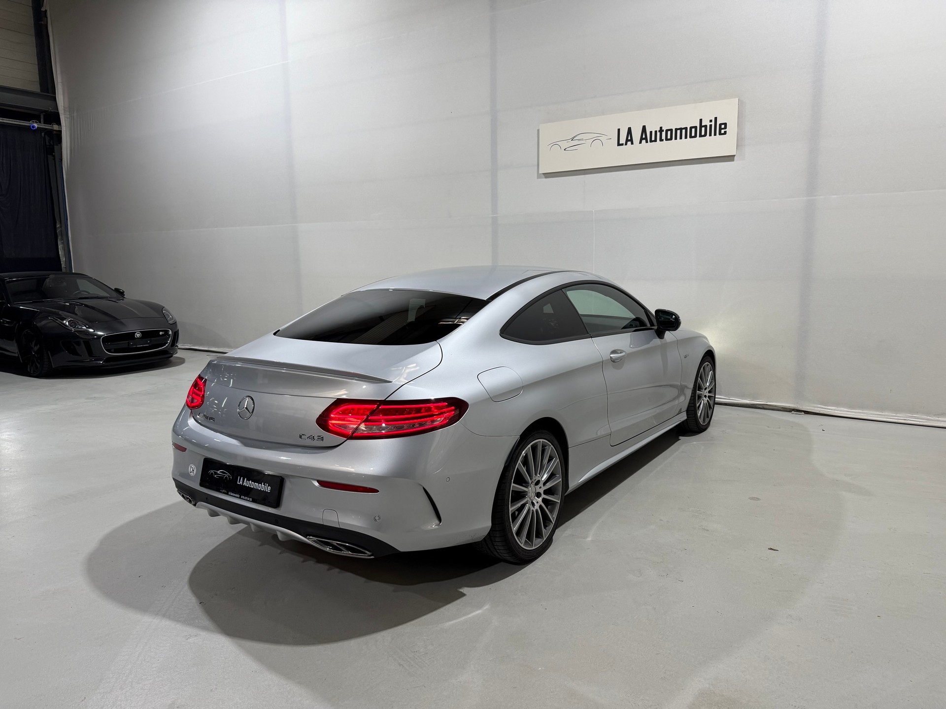 MERCEDES-BENZ C 43 AMG 4Matic 9G-tronic CH Fahrzeug-image-8
