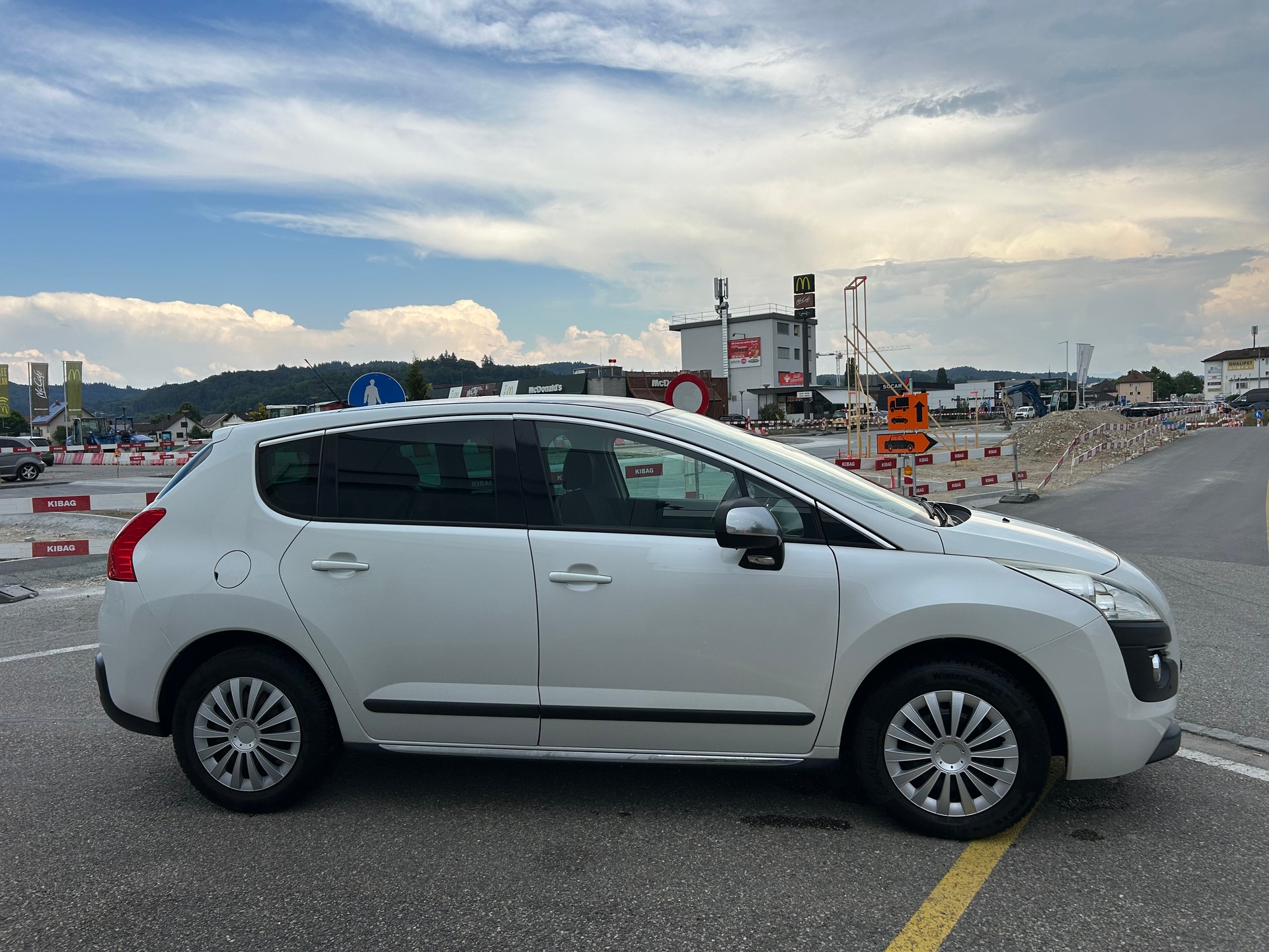 PEUGEOT 3008 1.6 16V T Active-image-3