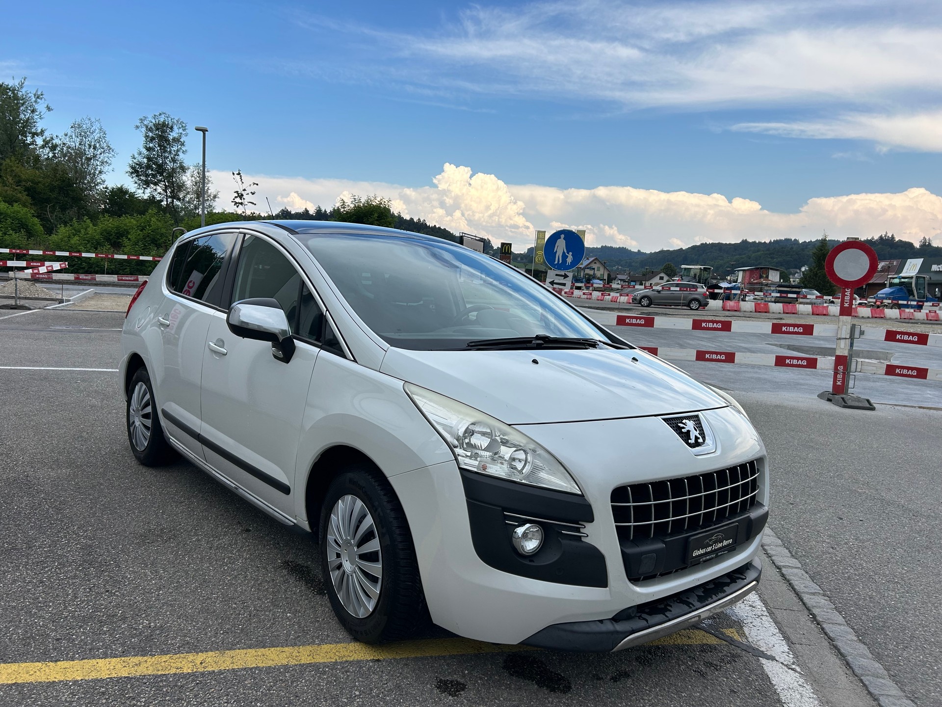 PEUGEOT 3008 1.6 16V T Active-image-1