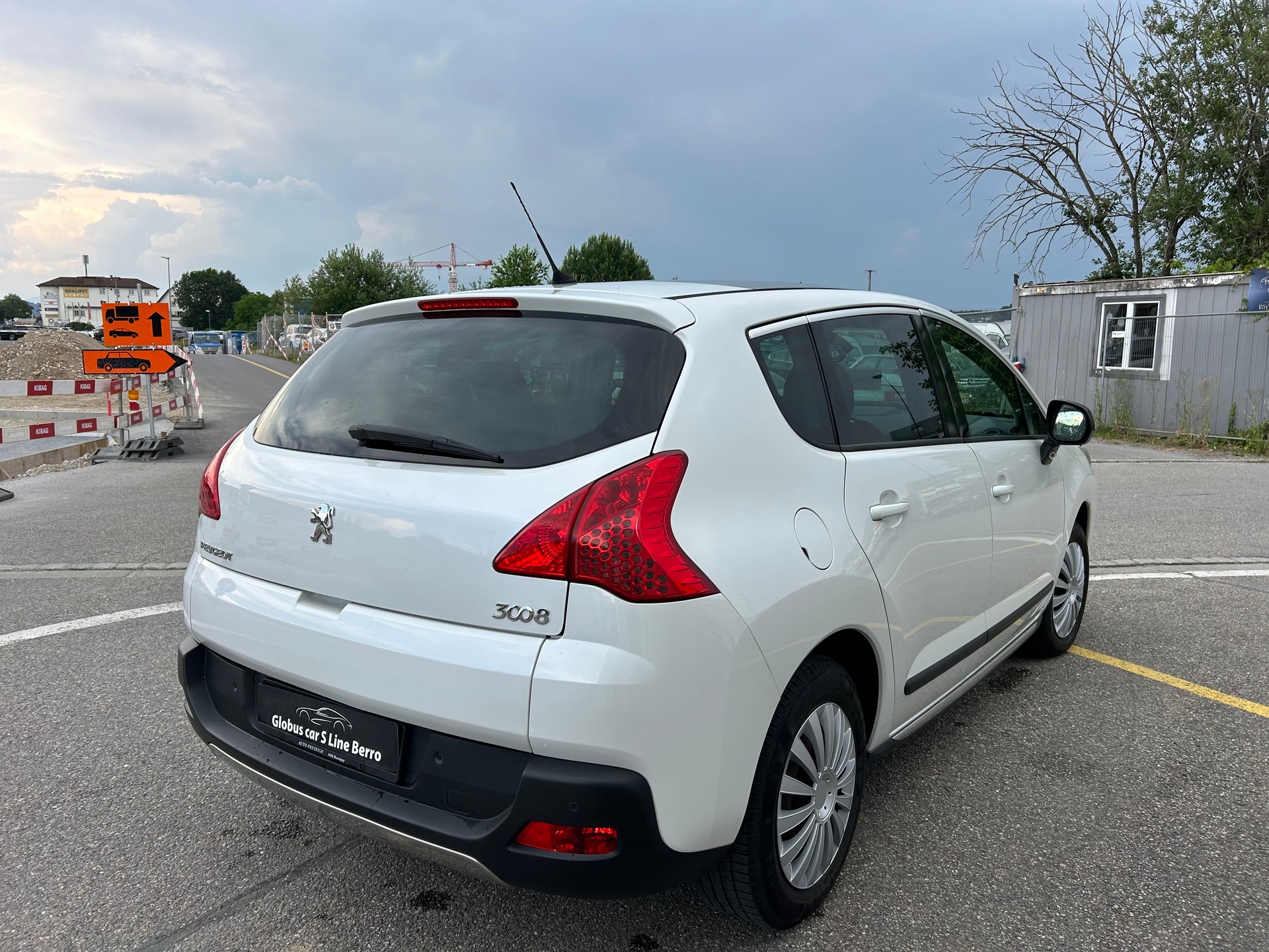 PEUGEOT 3008 1.6 16V T Active-image-4
