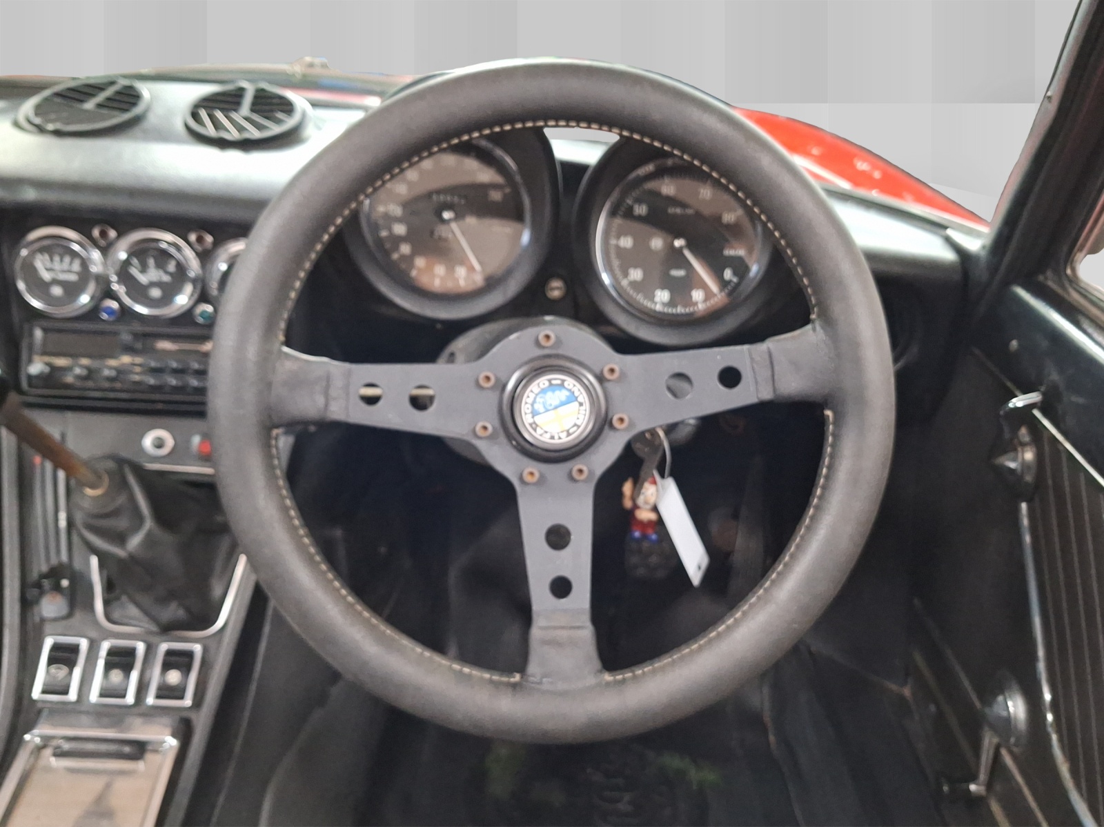 ALFA ROMEO 2000 Spider-image-7