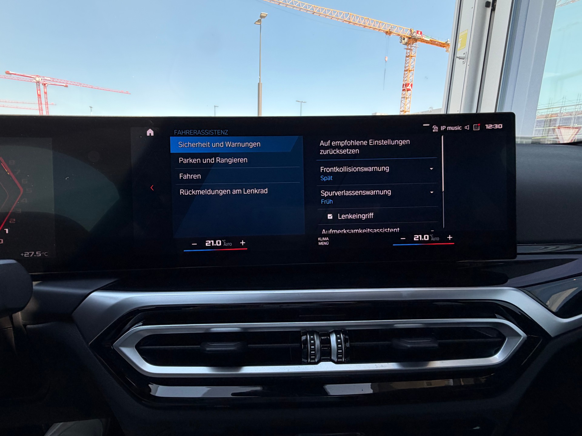 BMW M2 Steptronic *CH Fahrzeug & Gratis Service*-image-24
