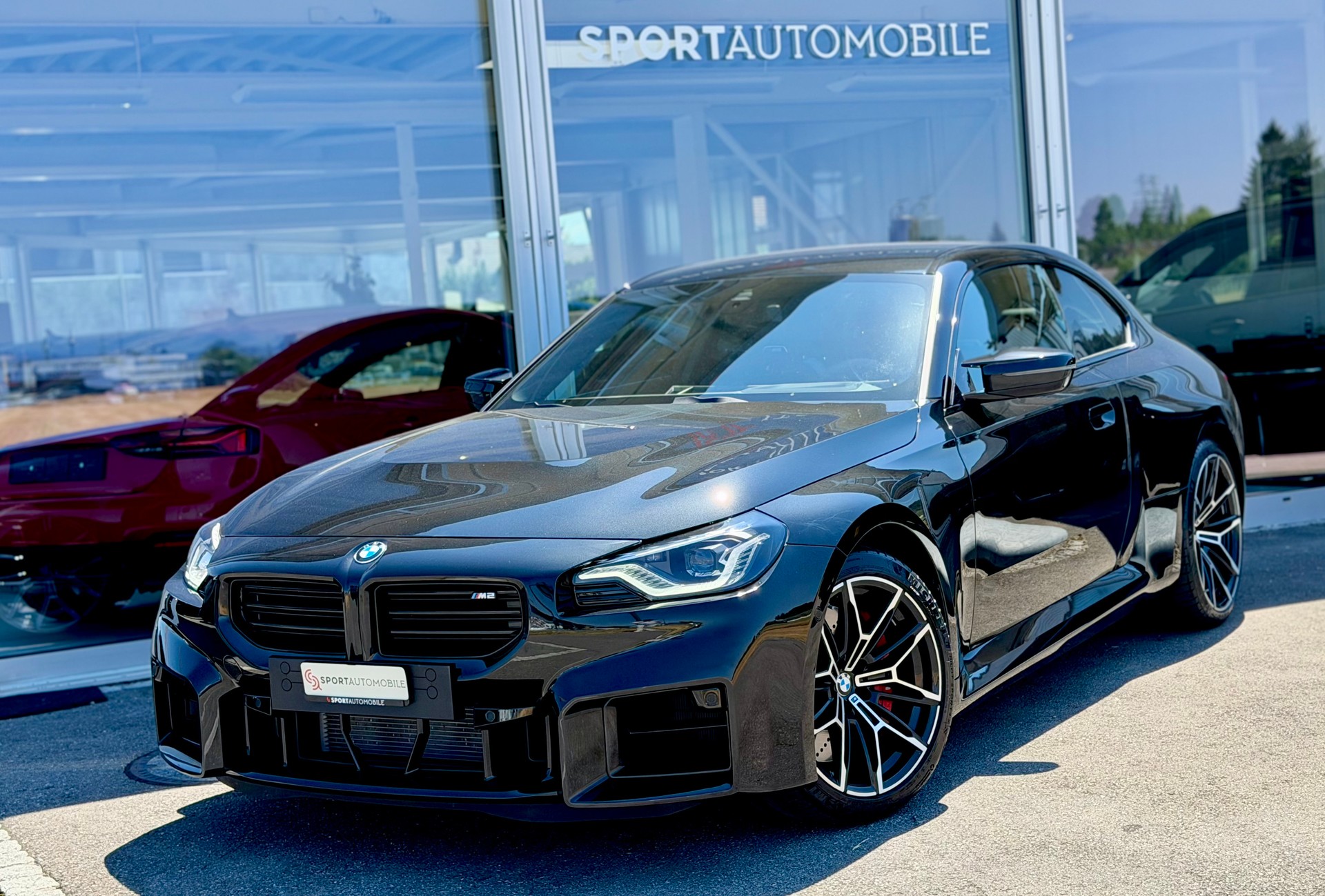 BMW M2 Steptronic *CH Fahrzeug & Gratis Service*-showroom-element-2