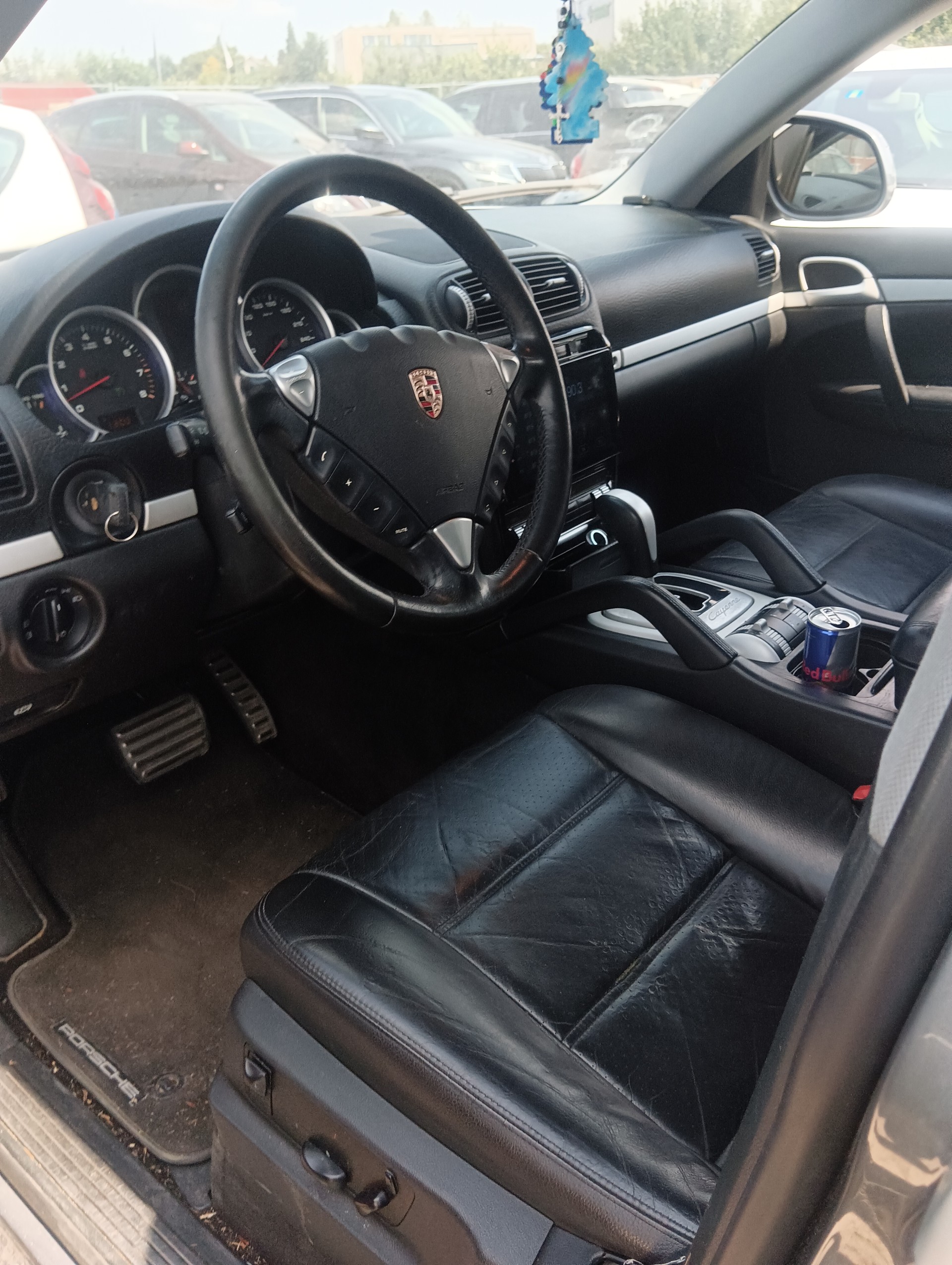 PORSCHE Cayenne S-image-2