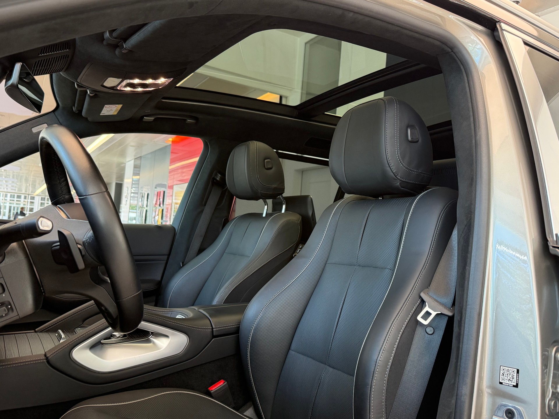 MERCEDES-BENZ GLS Maybach 600 9G-Tronic-image-10