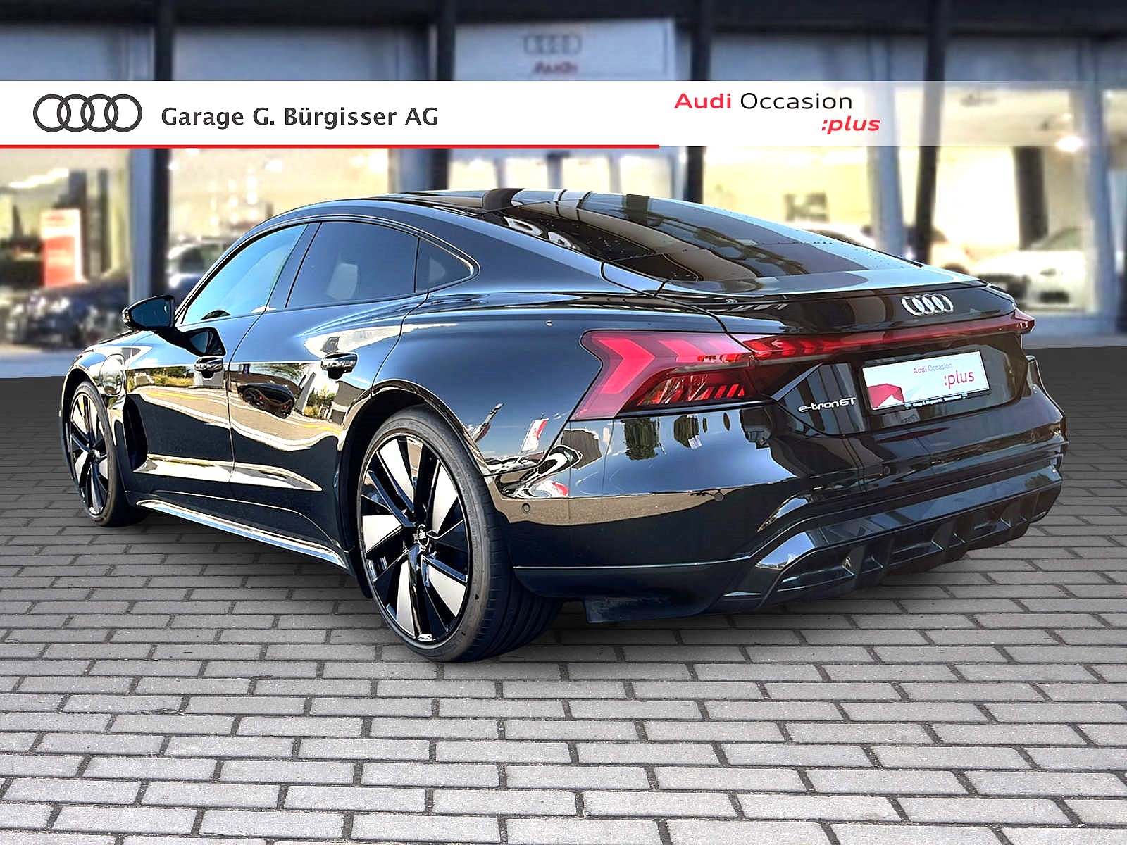 AUDI e-tron GT quattro Mythosschwarz Metallic-image-3