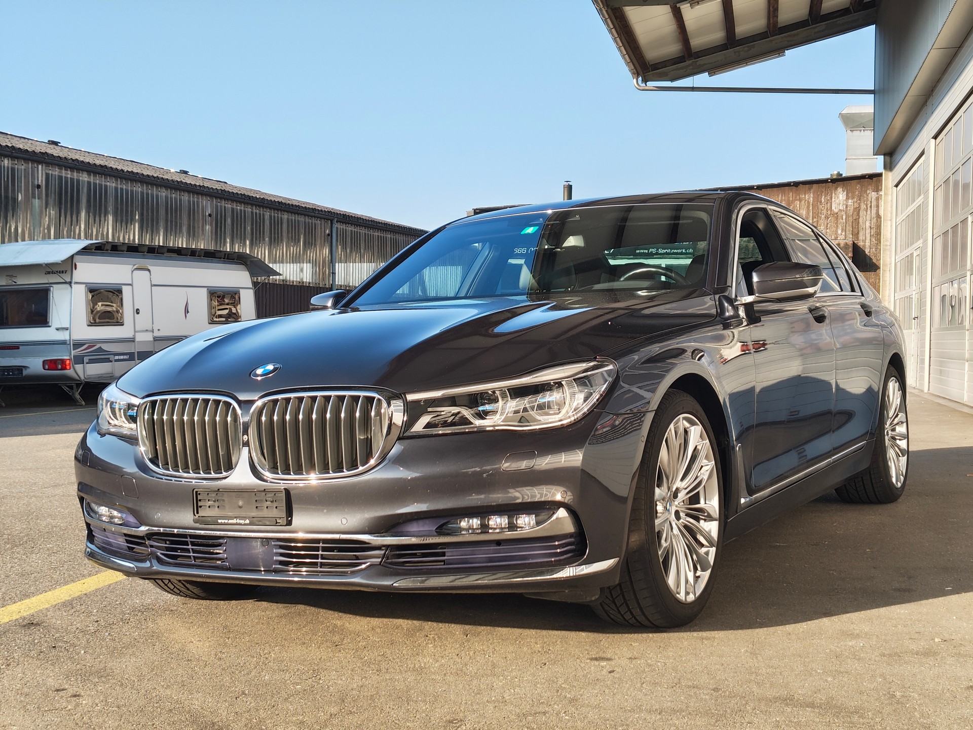 BMW 740d xDrive SAG-image-0