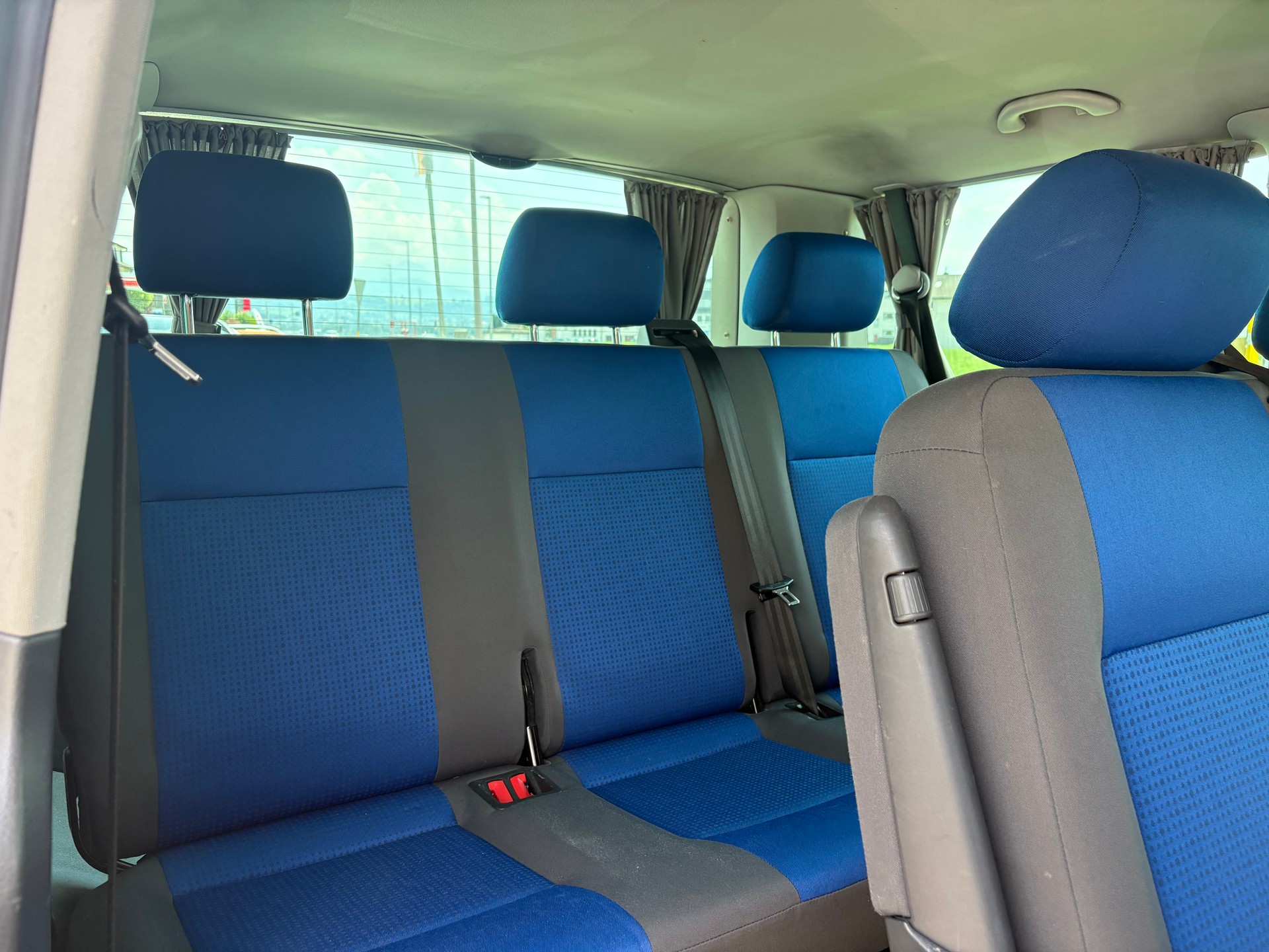 VW T5 Caravelle Comfort 2.5 TDI PD-image-9