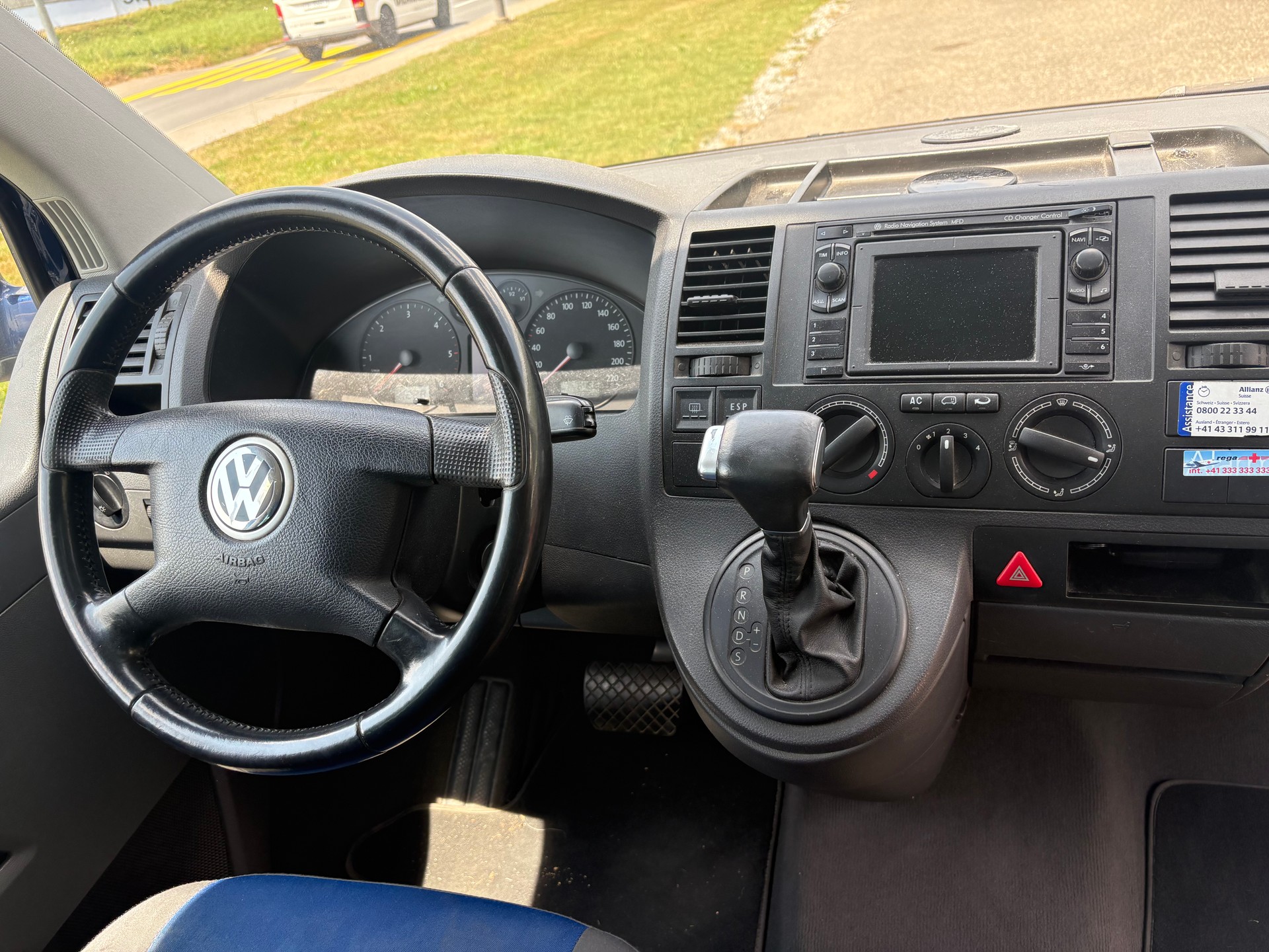 VW T5 Caravelle Comfort 2.5 TDI PD-image-12