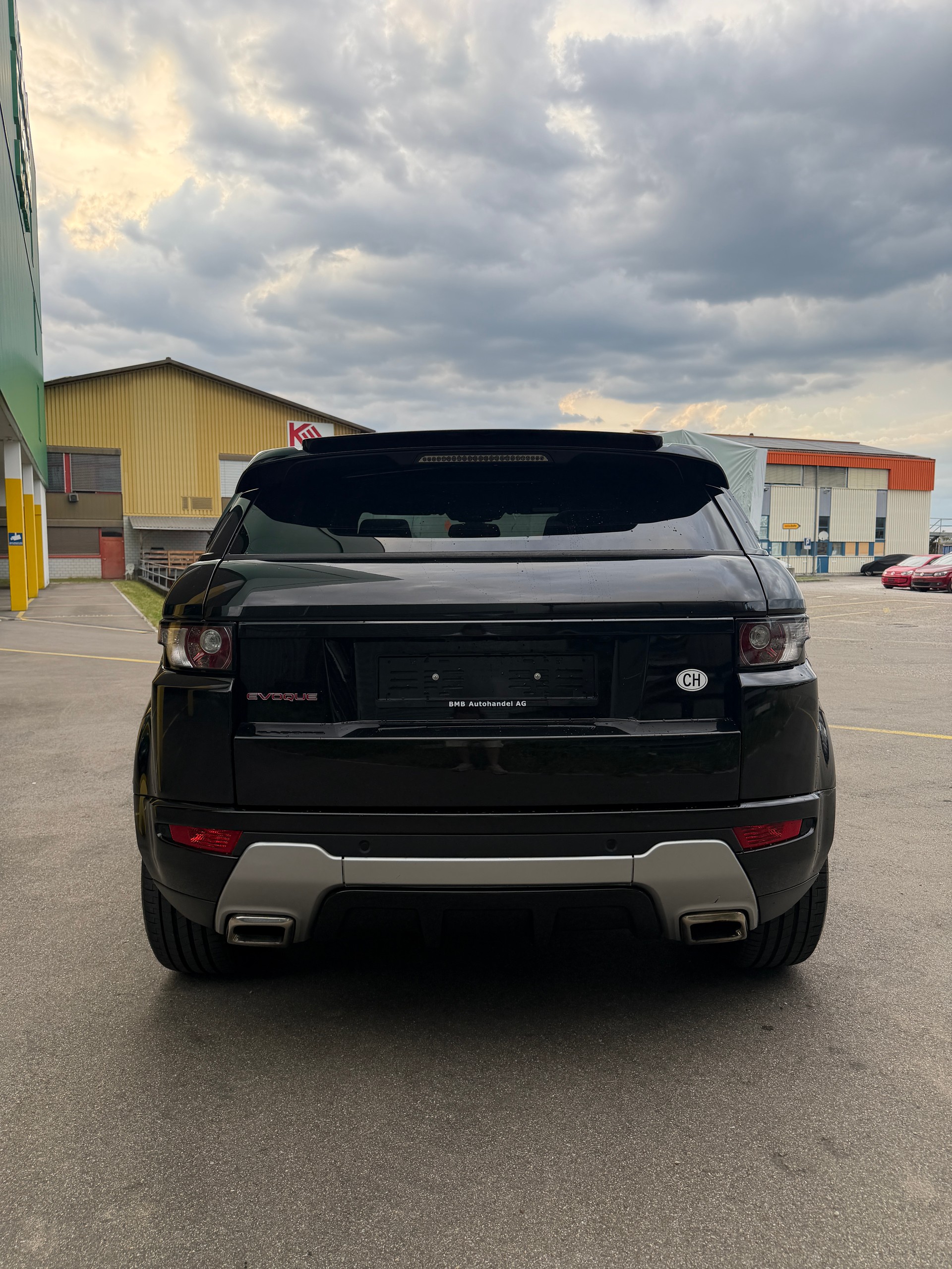 LAND ROVER Range Rover Evoque 2.0 Si4 Dynamic AT9-image-5