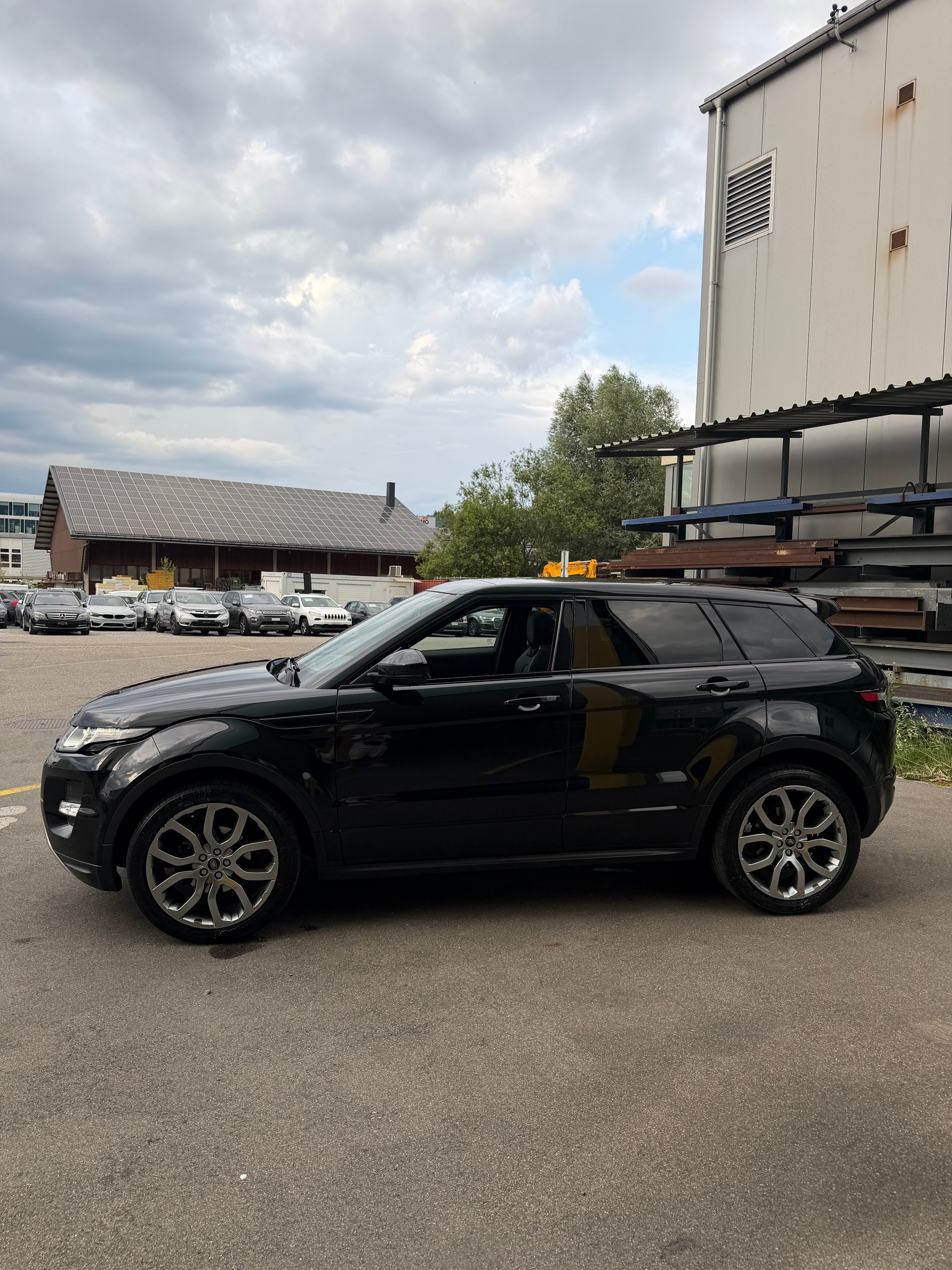LAND ROVER Range Rover Evoque 2.0 Si4 Dynamic AT9-image-3