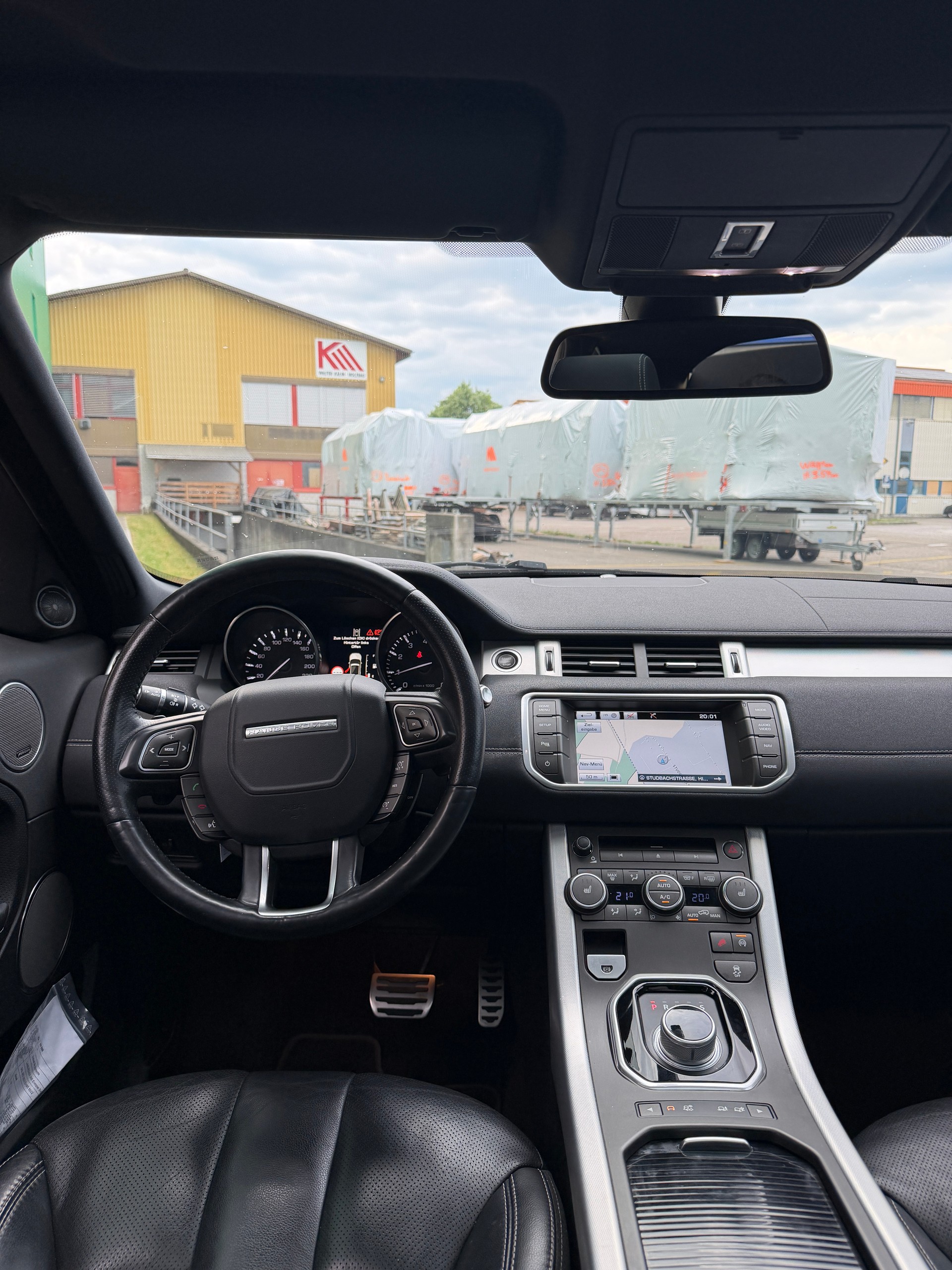 LAND ROVER Range Rover Evoque 2.0 Si4 Dynamic AT9-image-9
