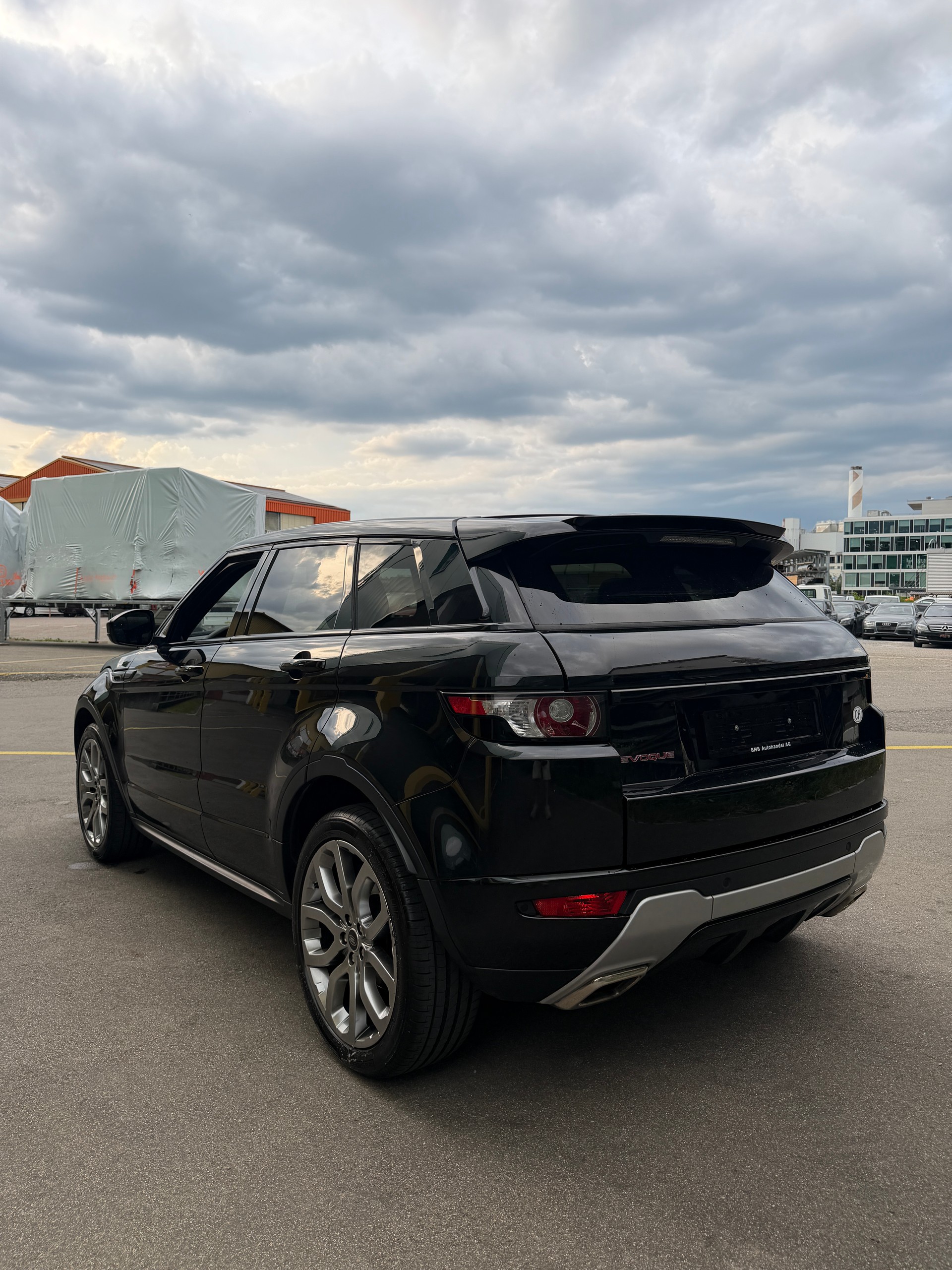 LAND ROVER Range Rover Evoque 2.0 Si4 Dynamic AT9-image-4