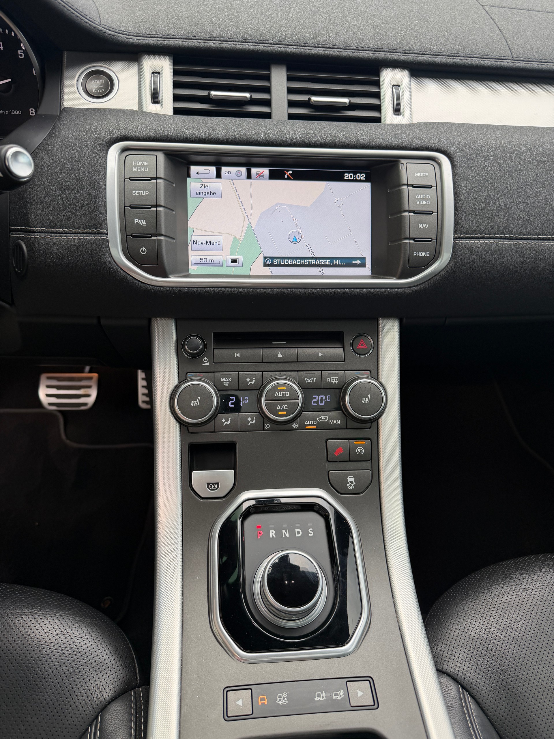 LAND ROVER Range Rover Evoque 2.0 Si4 Dynamic AT9-image-11