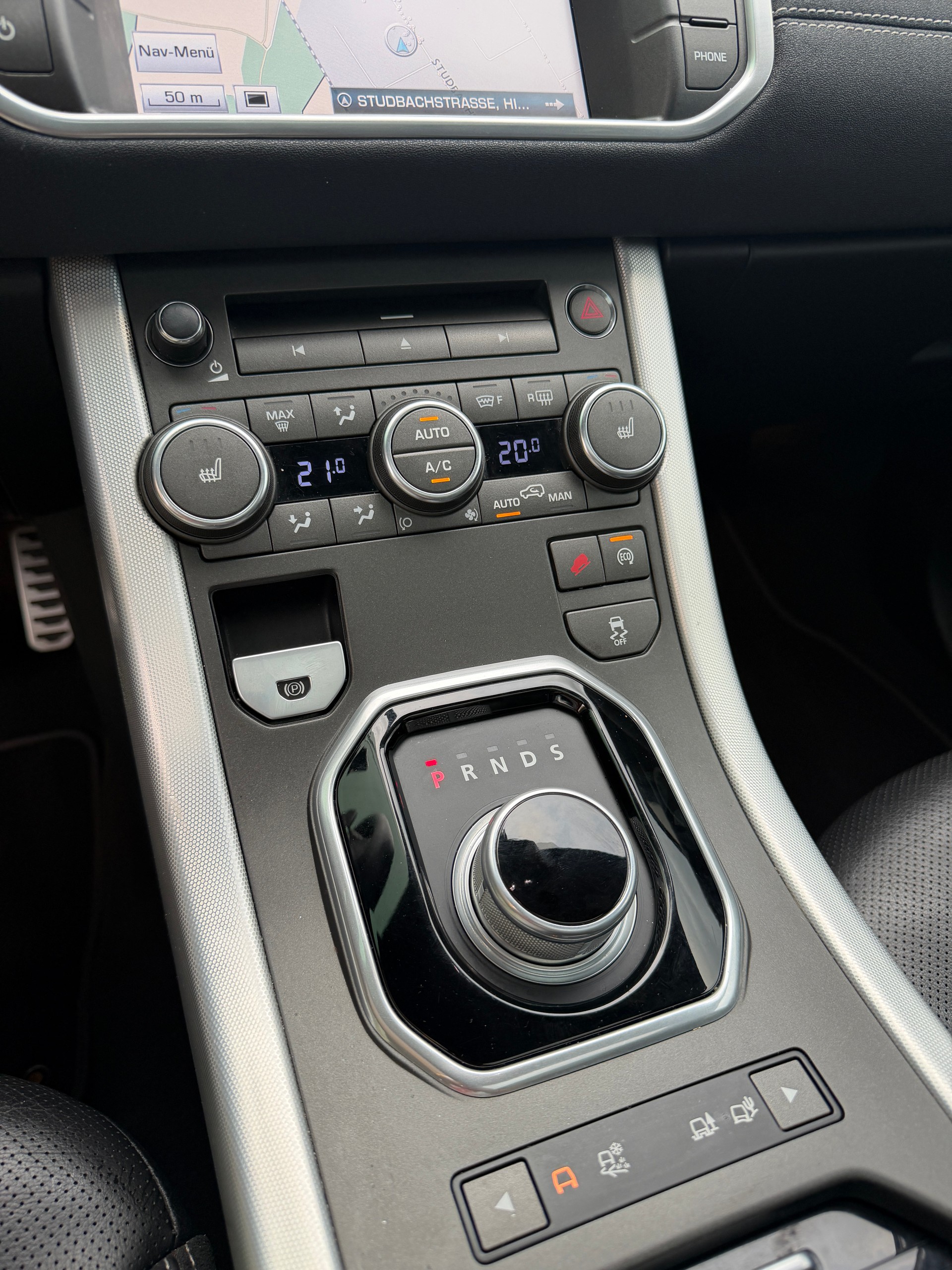 LAND ROVER Range Rover Evoque 2.0 Si4 Dynamic AT9-image-12