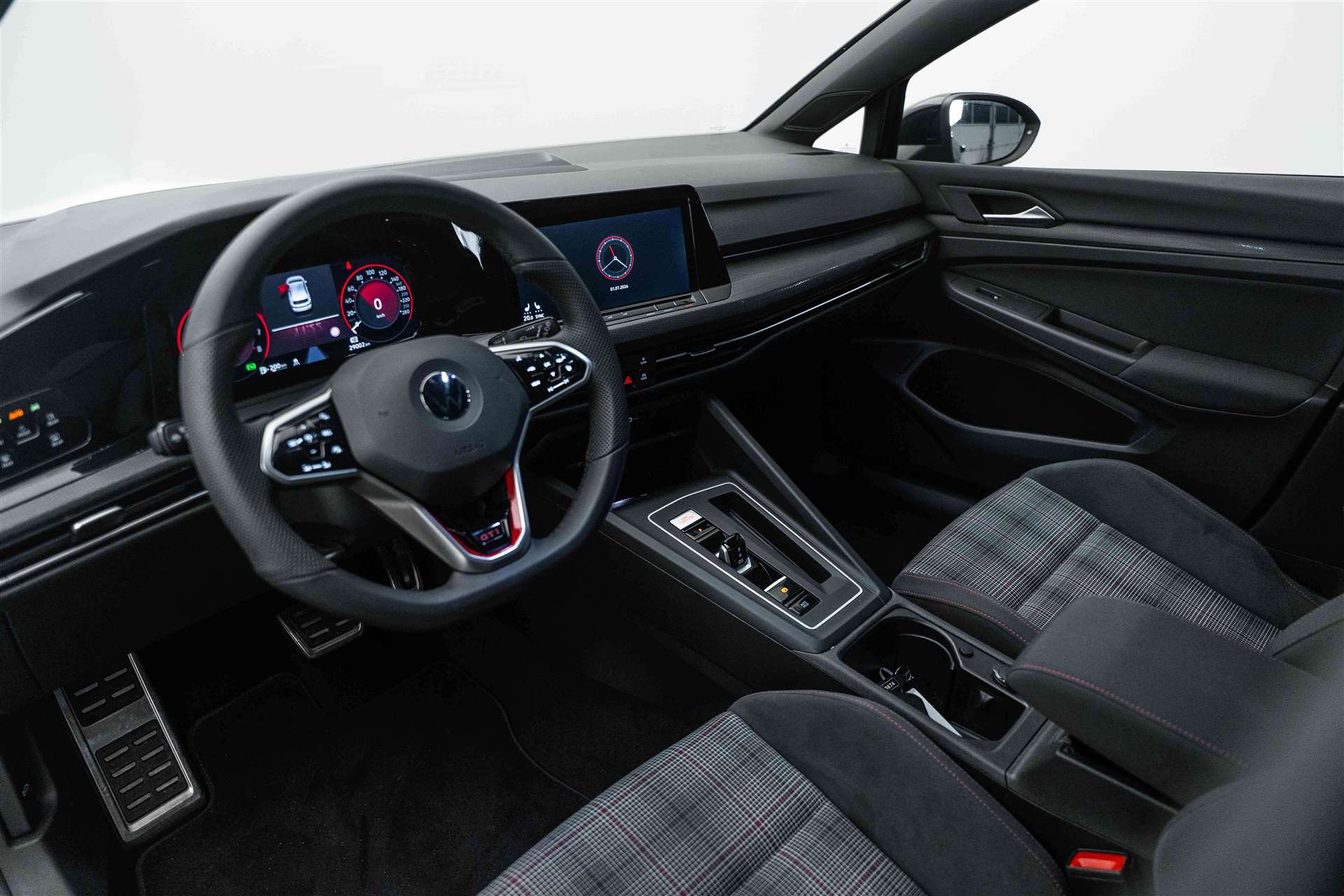 VW Golf 2.0 TSI GTI DSG 245PS-image-7