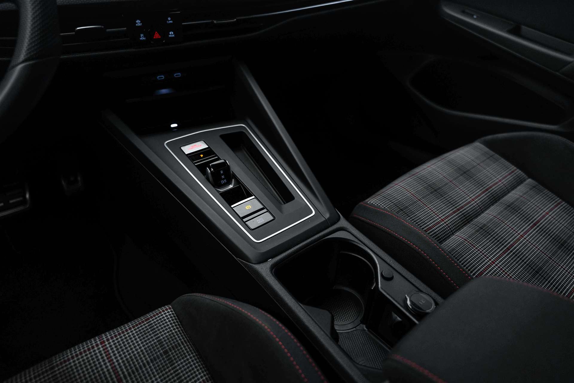 VW Golf 2.0 TSI GTI DSG 245PS-image-24