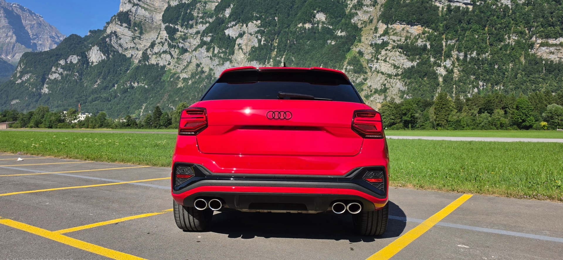 AUDI SQ2 2.0 TFSI quattro S-Tronic-image-3