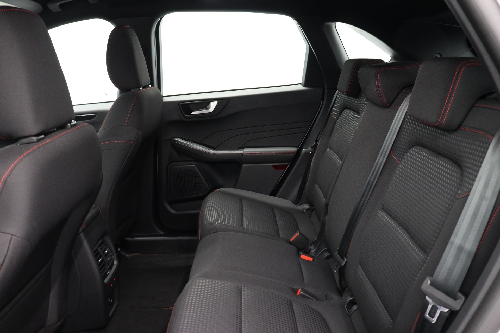 FORD Kuga 2.5 Hybrid ST-Line 4x4-image-11