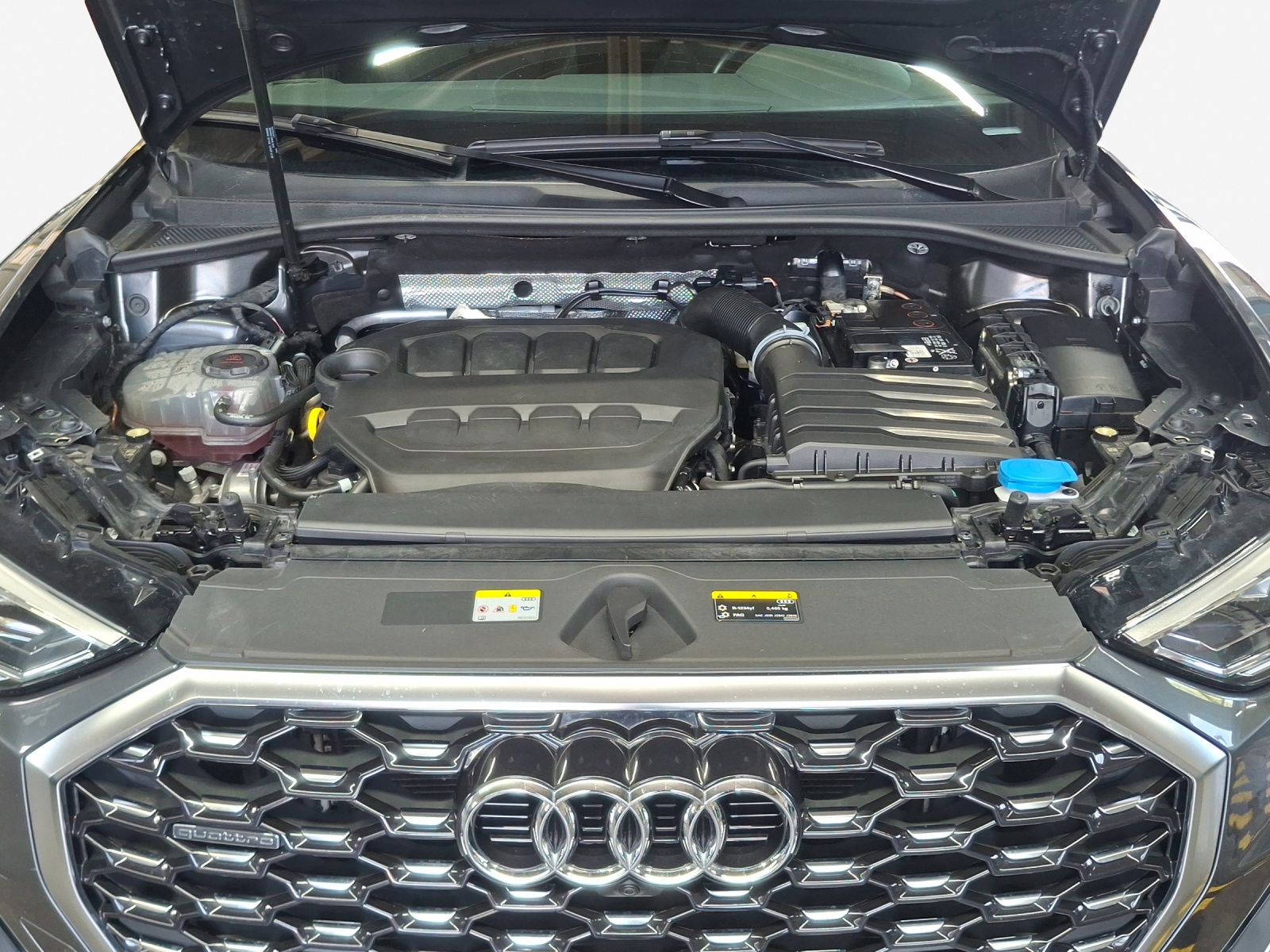 AUDI Q3 Sportback 40 TFSI S line quattro S-tronic-image-15