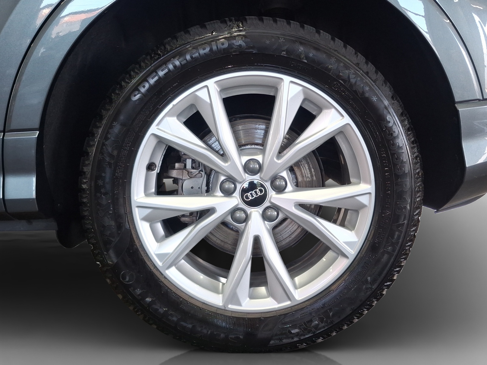 AUDI Q3 Sportback 40 TFSI S line quattro S-tronic-image-13