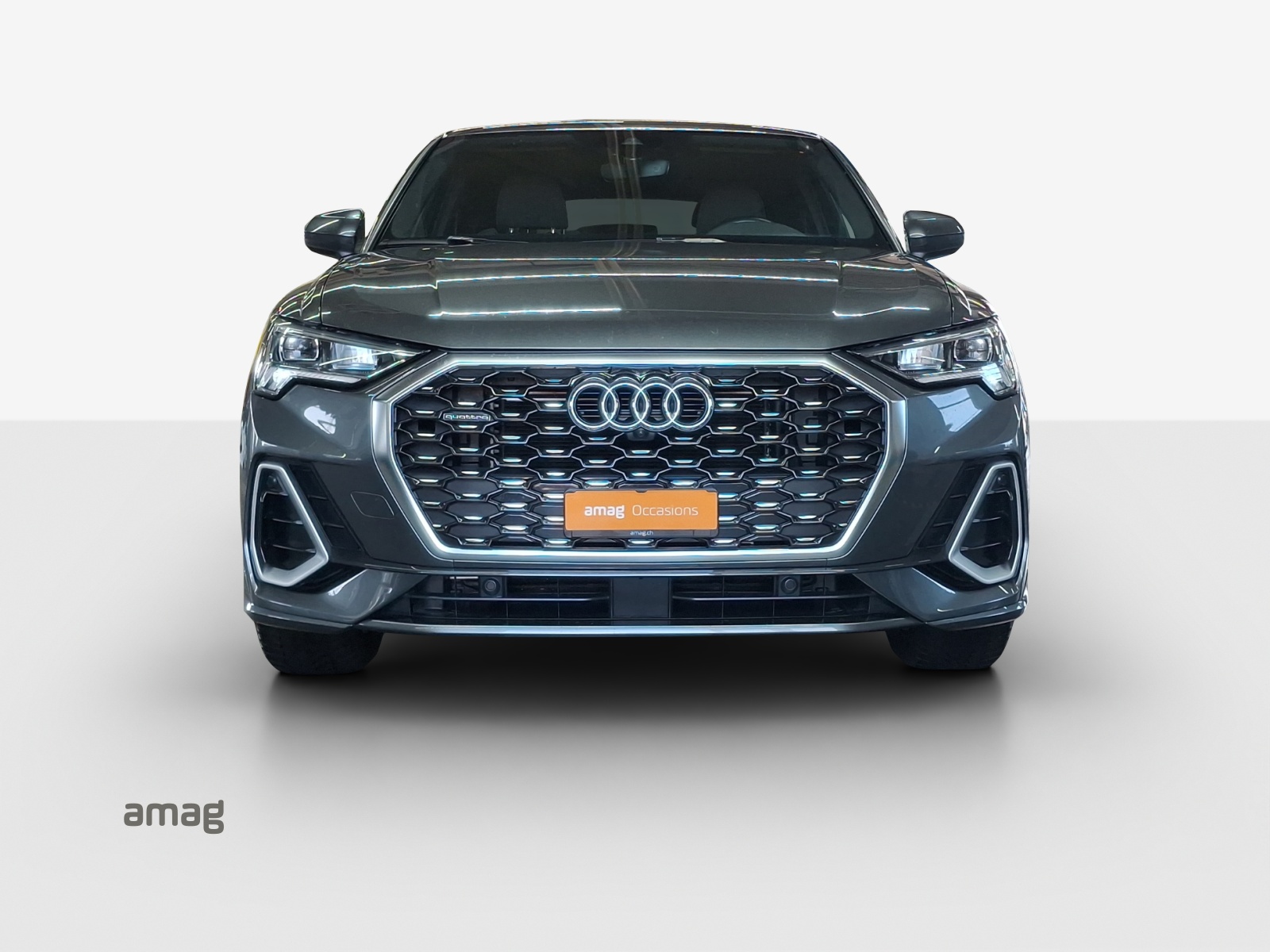 AUDI Q3 Sportback 40 TFSI S line quattro S-tronic-image-6