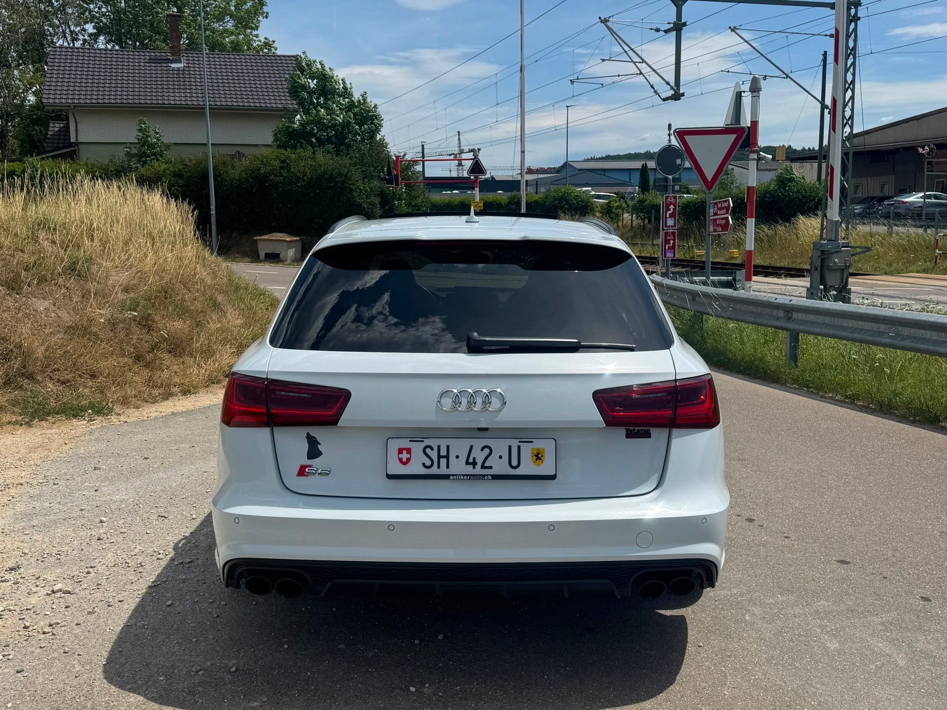 AUDI S6 Avant 4.0 TFSI V8 quattro S-tronic-image-5