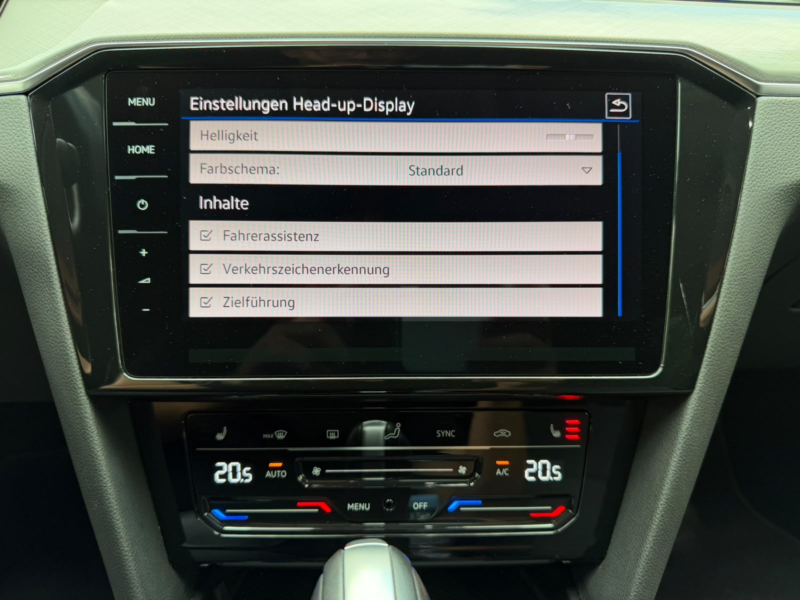 VW Passat Variant 2.0 TSI Business DSG-image-28