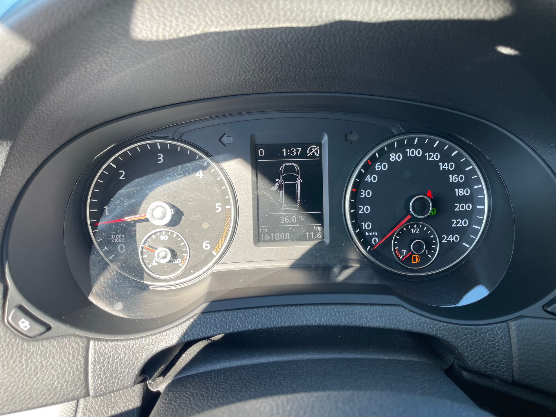 VW Sharan 2.0 TDI BlueMotion Technology Trendline DSG-image-12