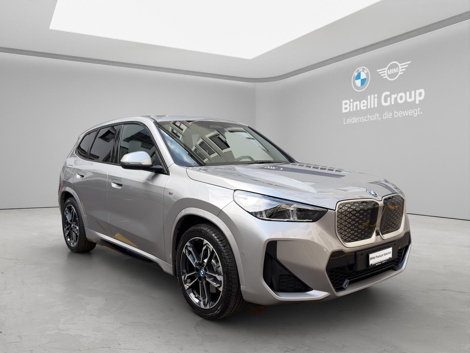BMW iX1 30 xDrive M-SportPaket-image-7