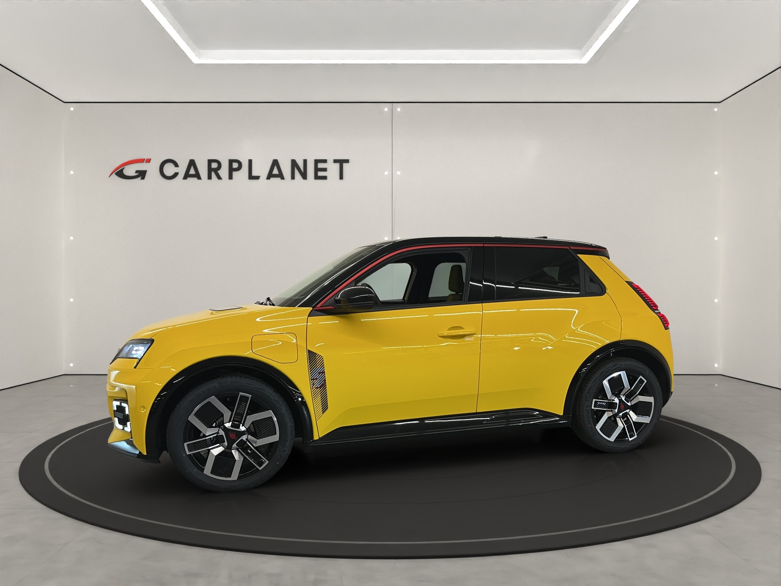 RENAULT R5 E-Tech Comfort Range iconic five EW-image-0