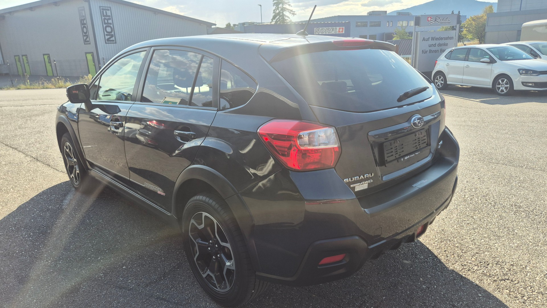 SUBARU XV 2.0 Swiss Two AWD CVT-image-3