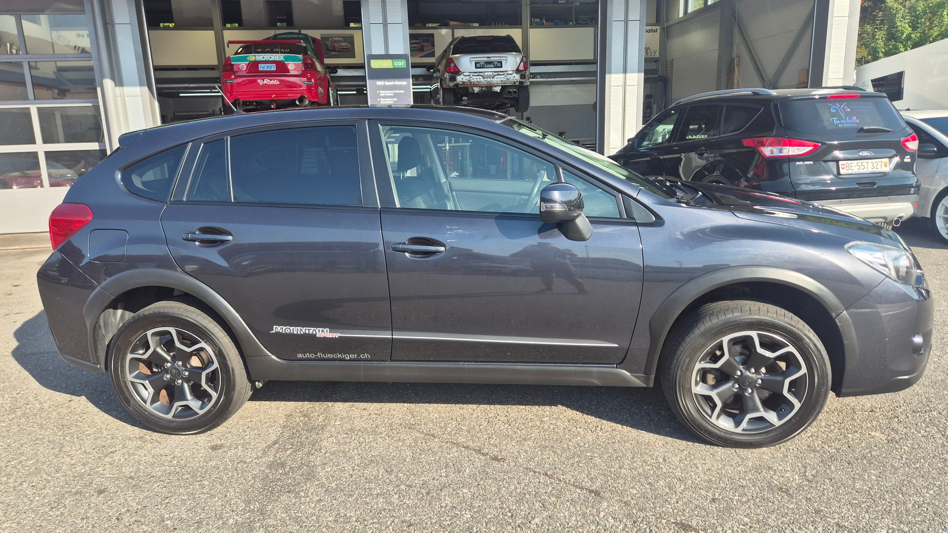 SUBARU XV 2.0 Swiss Two AWD CVT-image-2