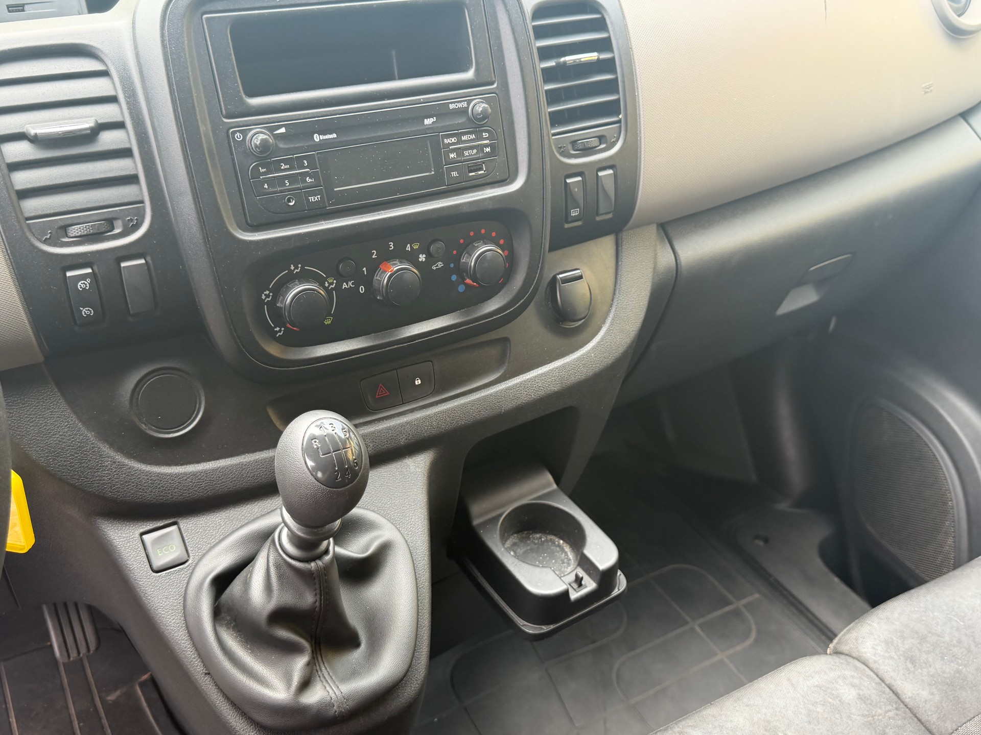 RENAULT Trafic 1.6 dCi 95 2.9t Business L1H1-image-7