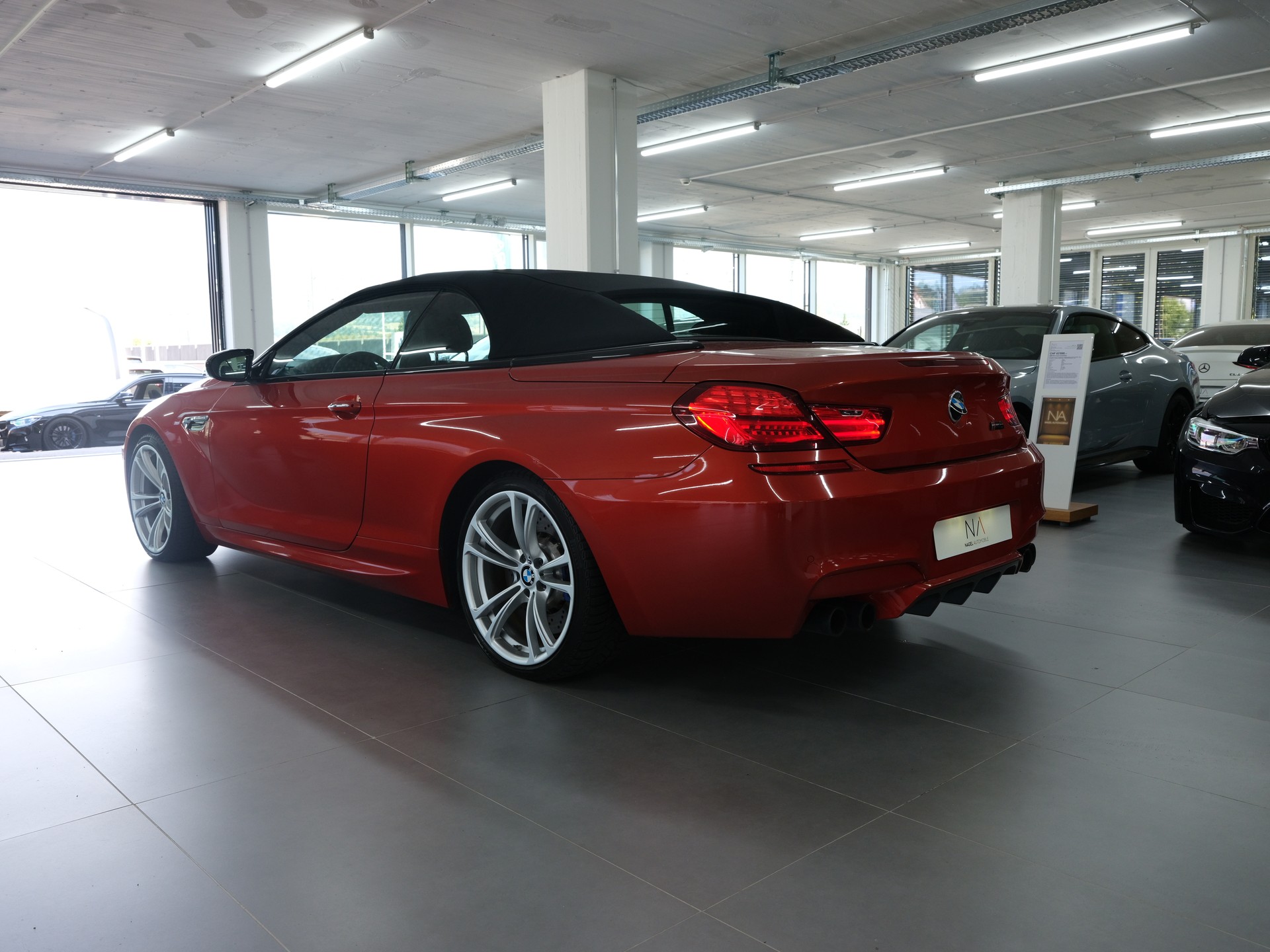 BMW M6 Cabrio Drivelogic *Head Up Display* *M Performance*-image-4