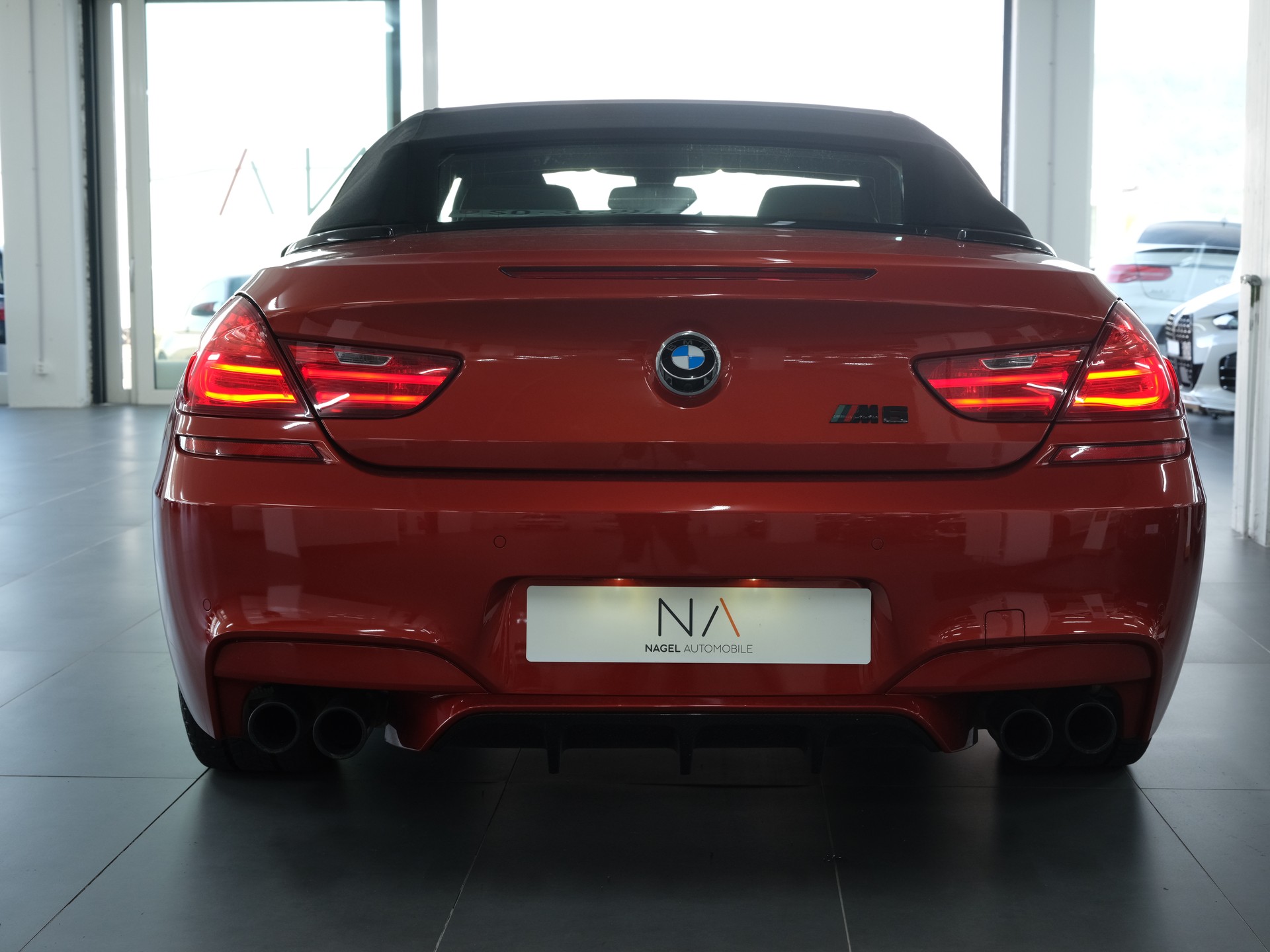 BMW M6 Cabrio Drivelogic *Head Up Display* *M Performance*-image-2