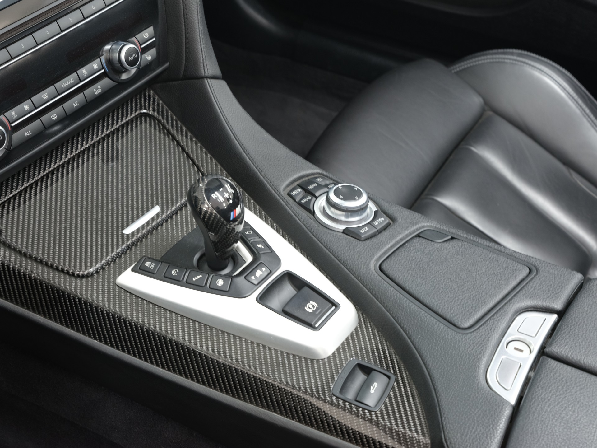 BMW M6 Cabrio Drivelogic *Head Up Display* *M Performance*-image-22