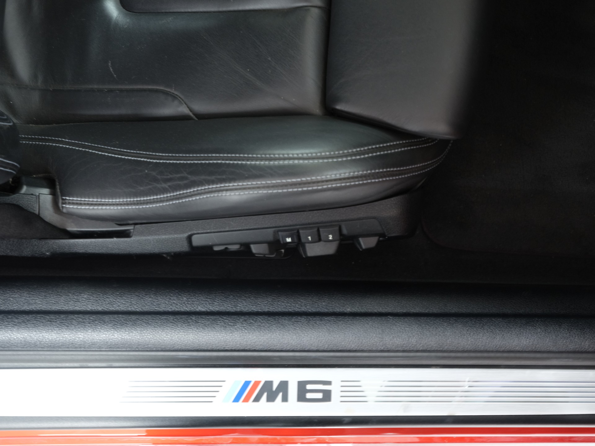 BMW M6 Cabrio Drivelogic *Head Up Display* *M Performance*-image-19