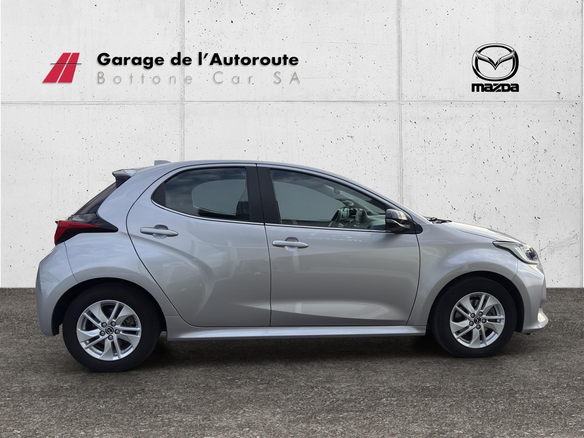 MAZDA 2 1.5 Hybrid Agile-image-5